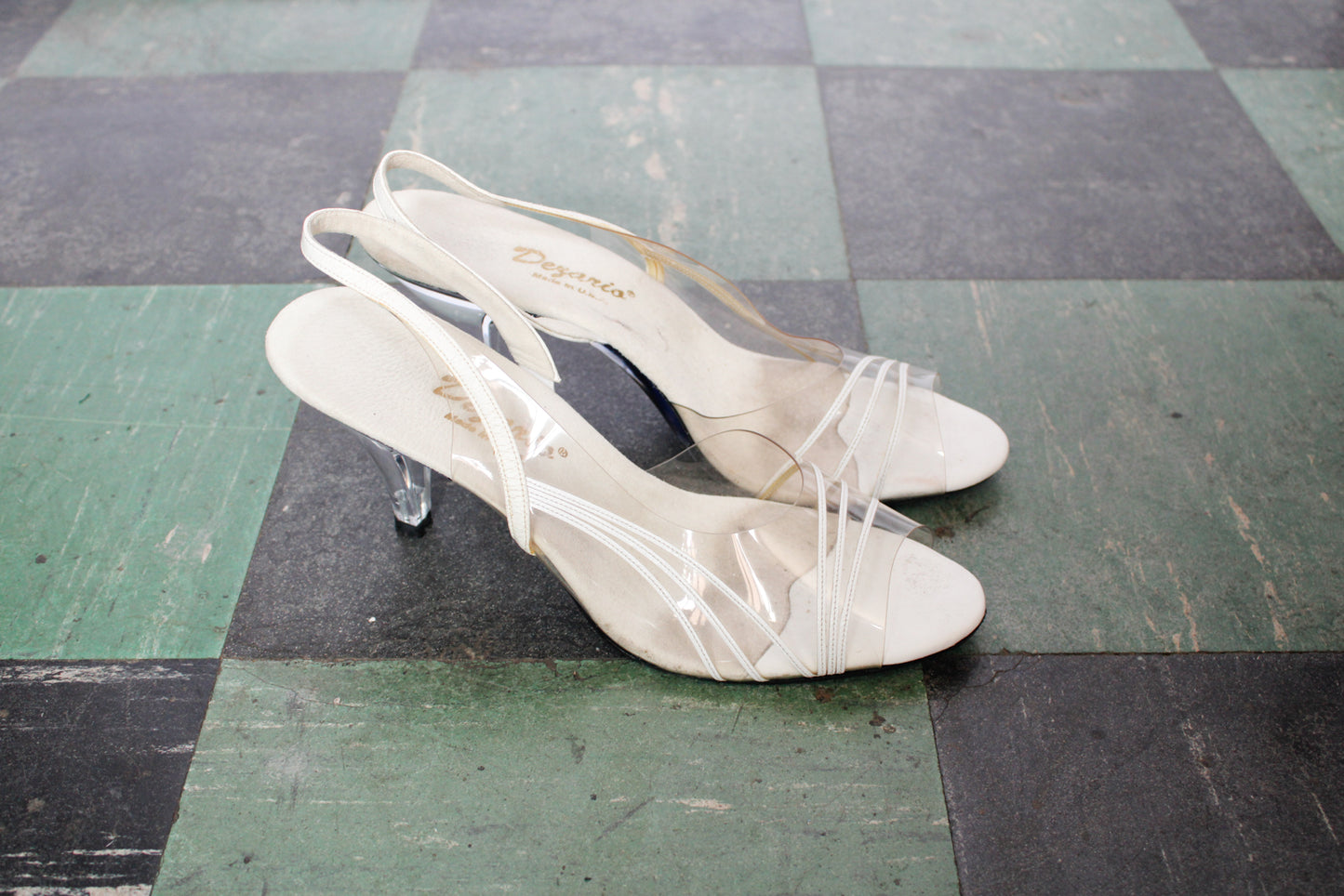 1980s Clear Open Toe Lucite Heels - 9M