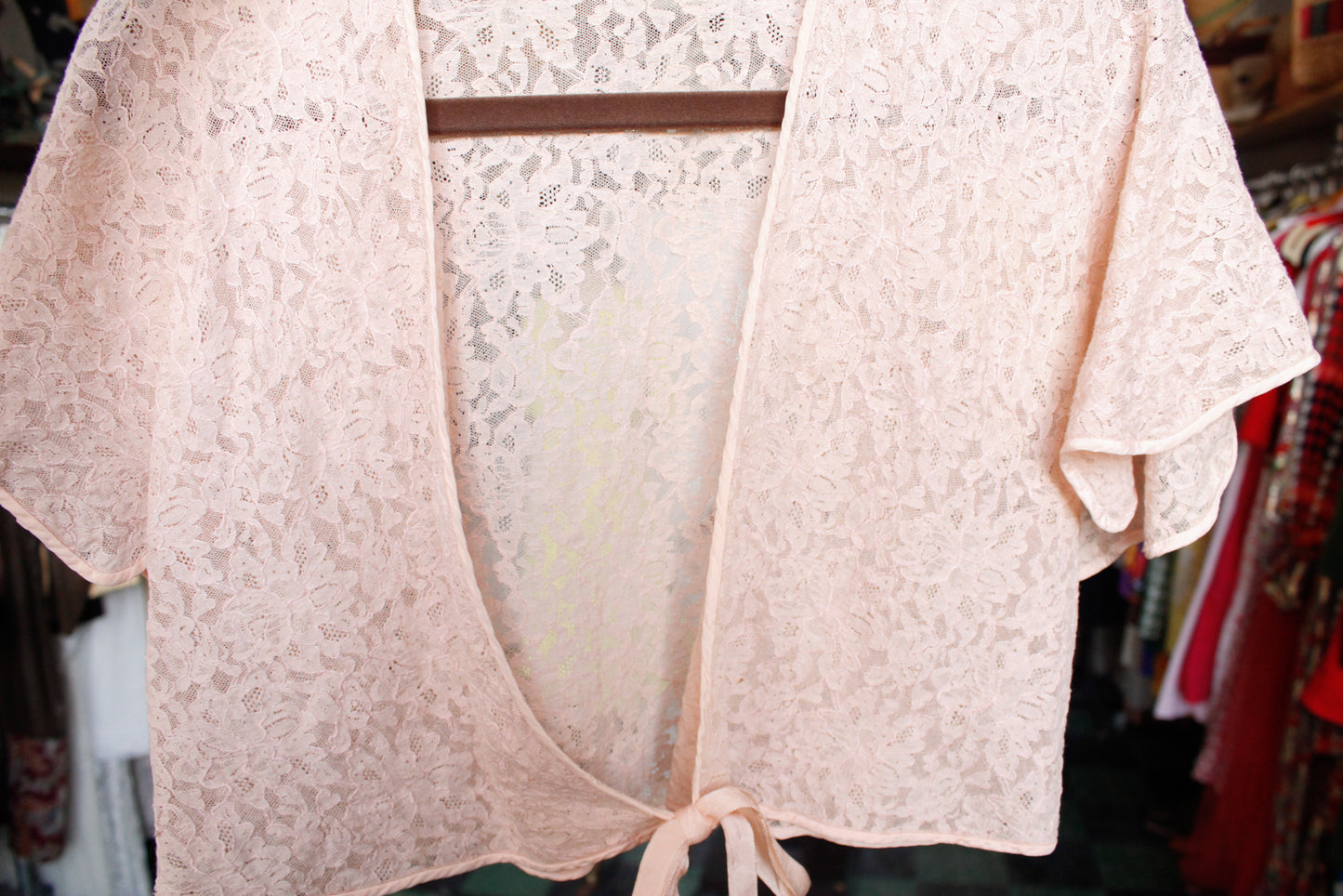 1930s Lace Champagne Cropped Blouse - Medium