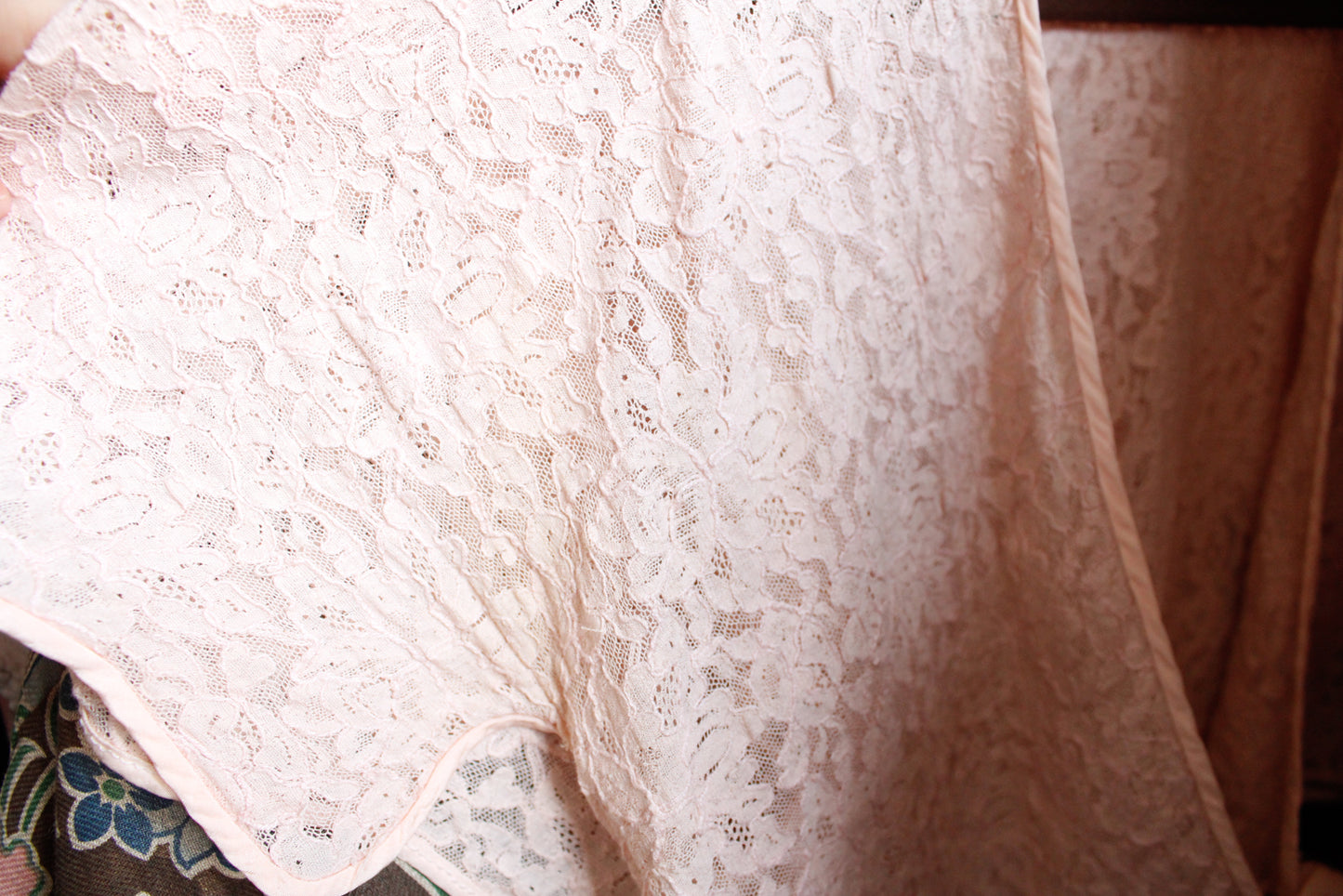 1930s Lace Champagne Cropped Blouse - Medium