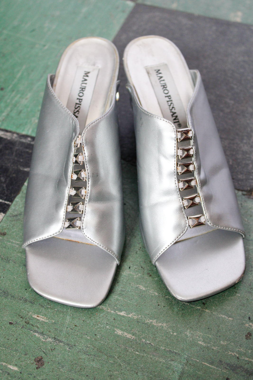 2000s Y2K Silver and Lucite Slide Sandals - 7M