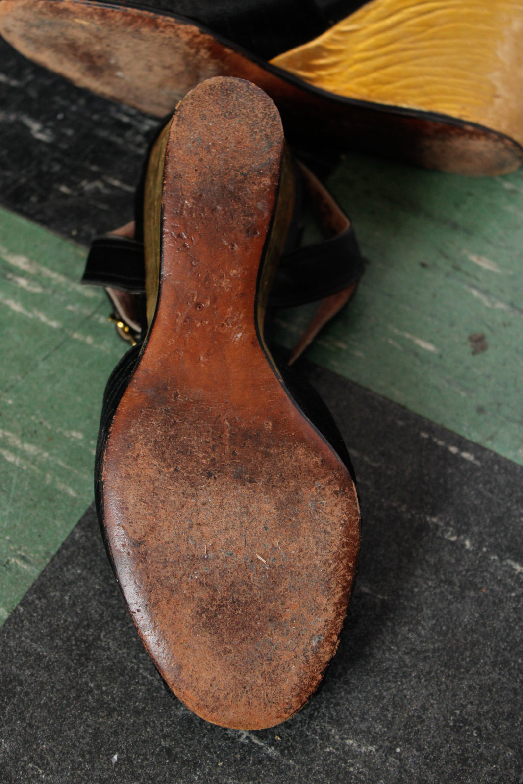 1940s Gold Silk and Leather Wedges - 5.5M