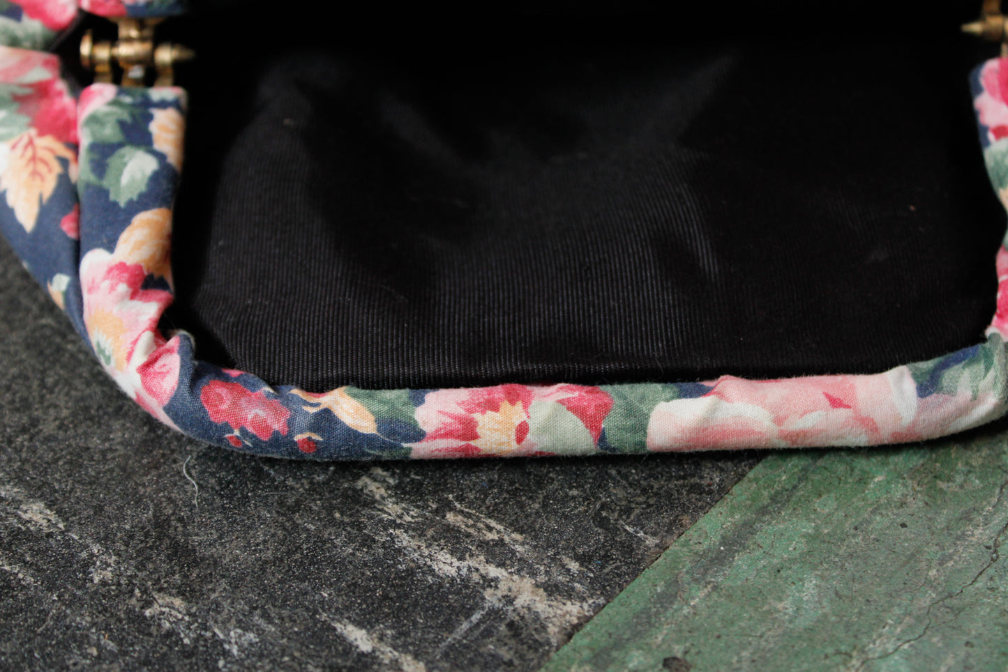 1980s Floral Purse & Heels Set - 8.5M