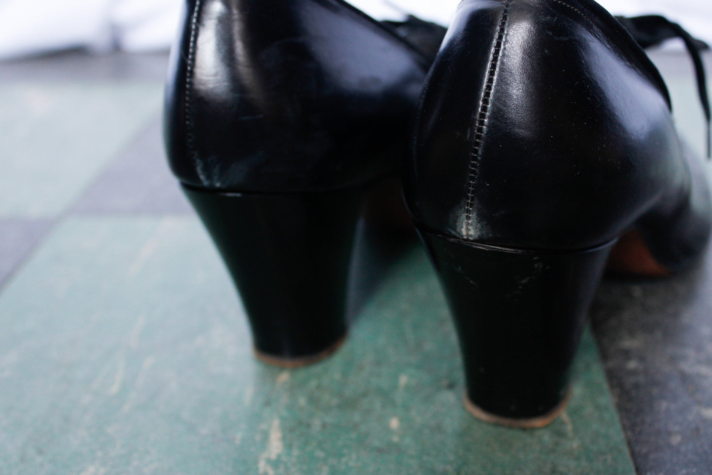 1940s Red Cross Black Lace Up Heels - 8N