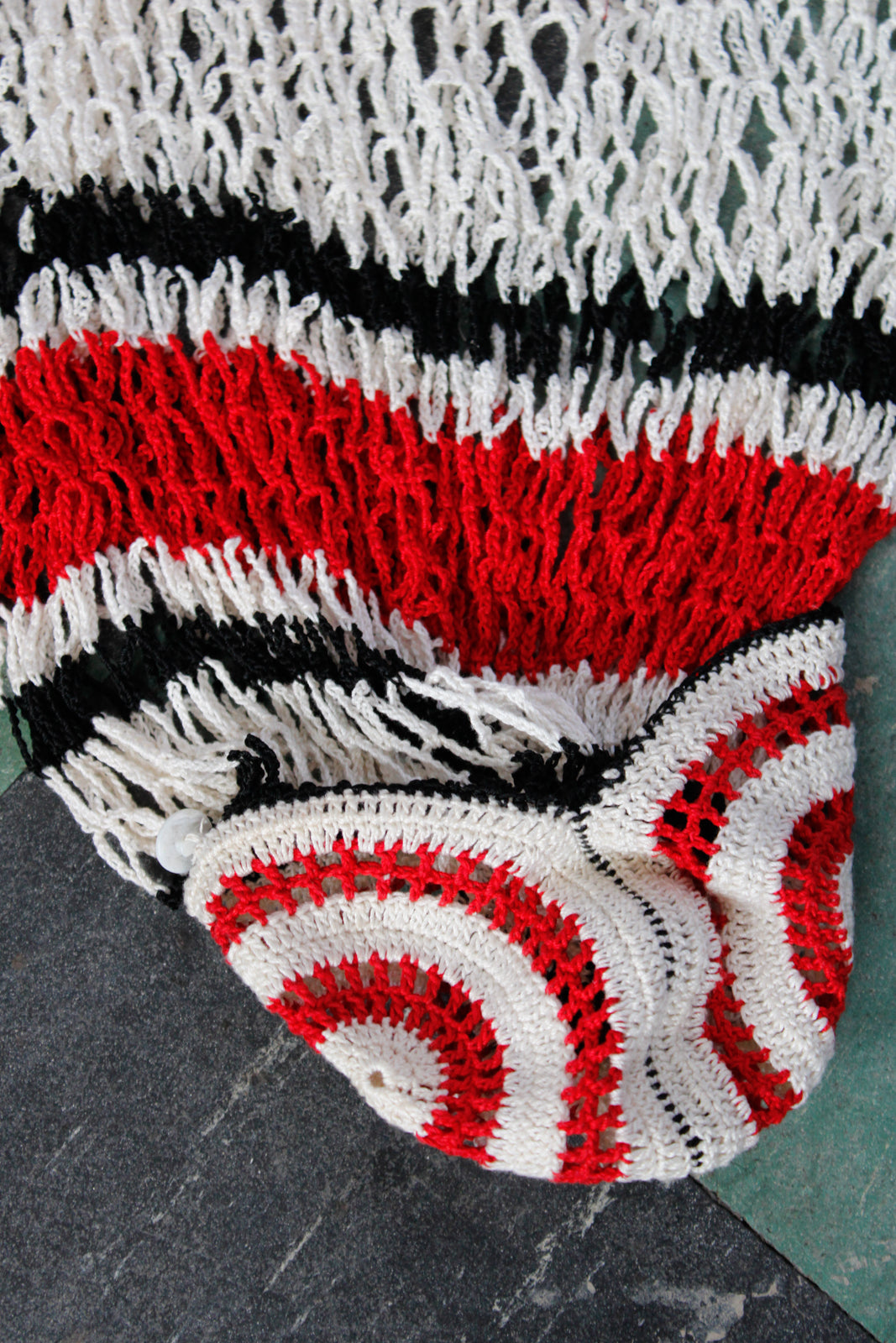 1930s Red White and Black Open Knit Handbag