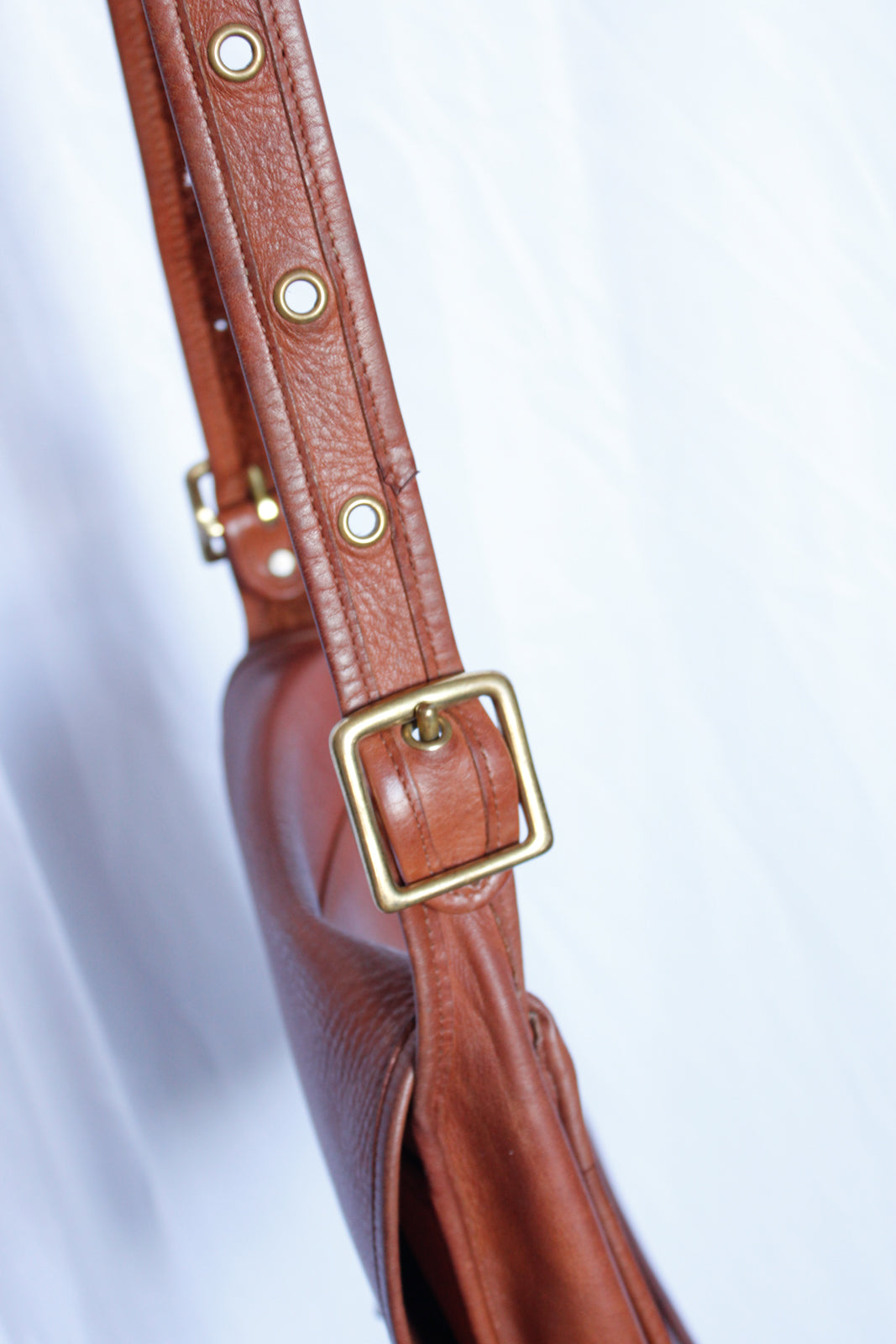 1990s 9525 Saddle Bag Classic Large Tan Leather Coach Large Handbag