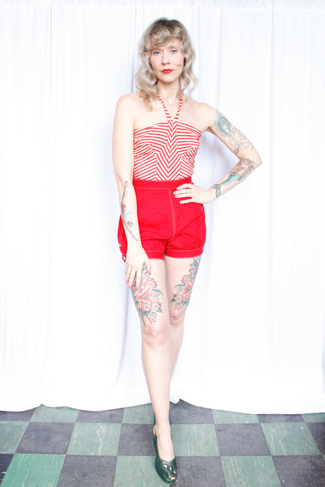 1950s White Stag Red Cotton Shorts - 27" waist