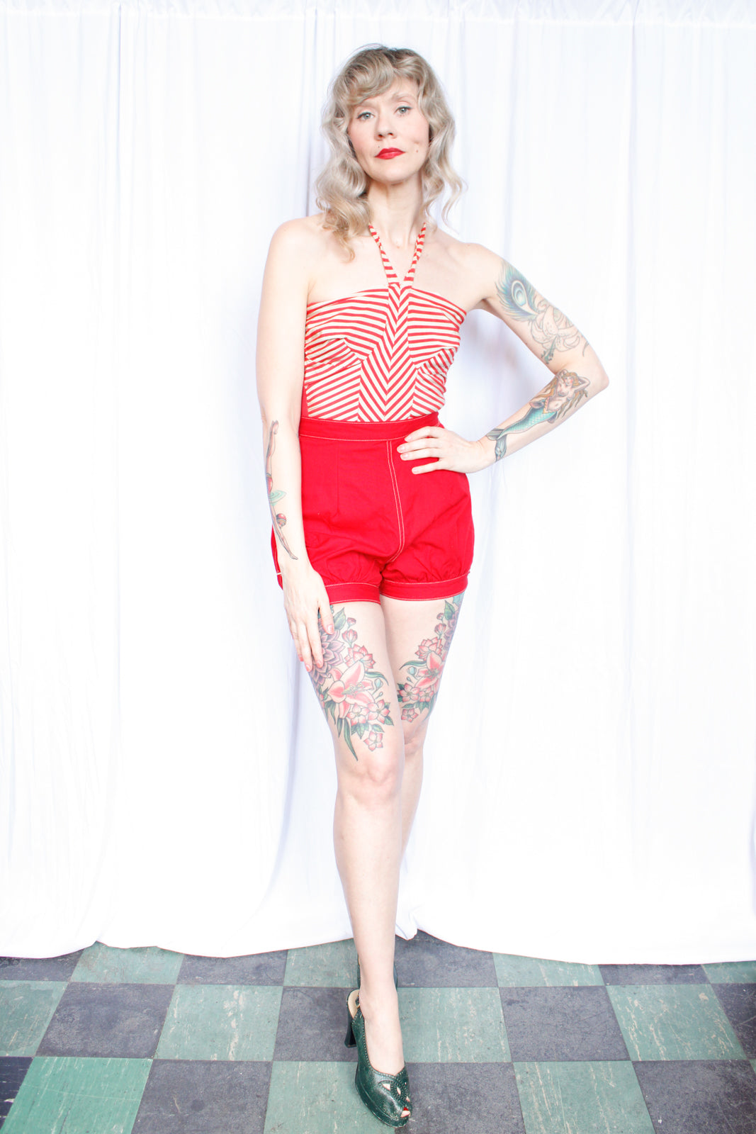 1950s White Stag Red Cotton Shorts - 27" waist
