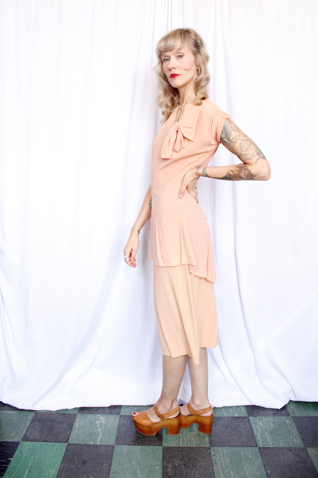 1940s Apex Pink Rhinestone Dress - M/L