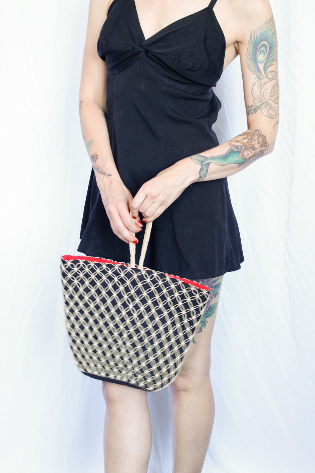 1950s Black & Red Cotton Woven Straw Summer Handbag