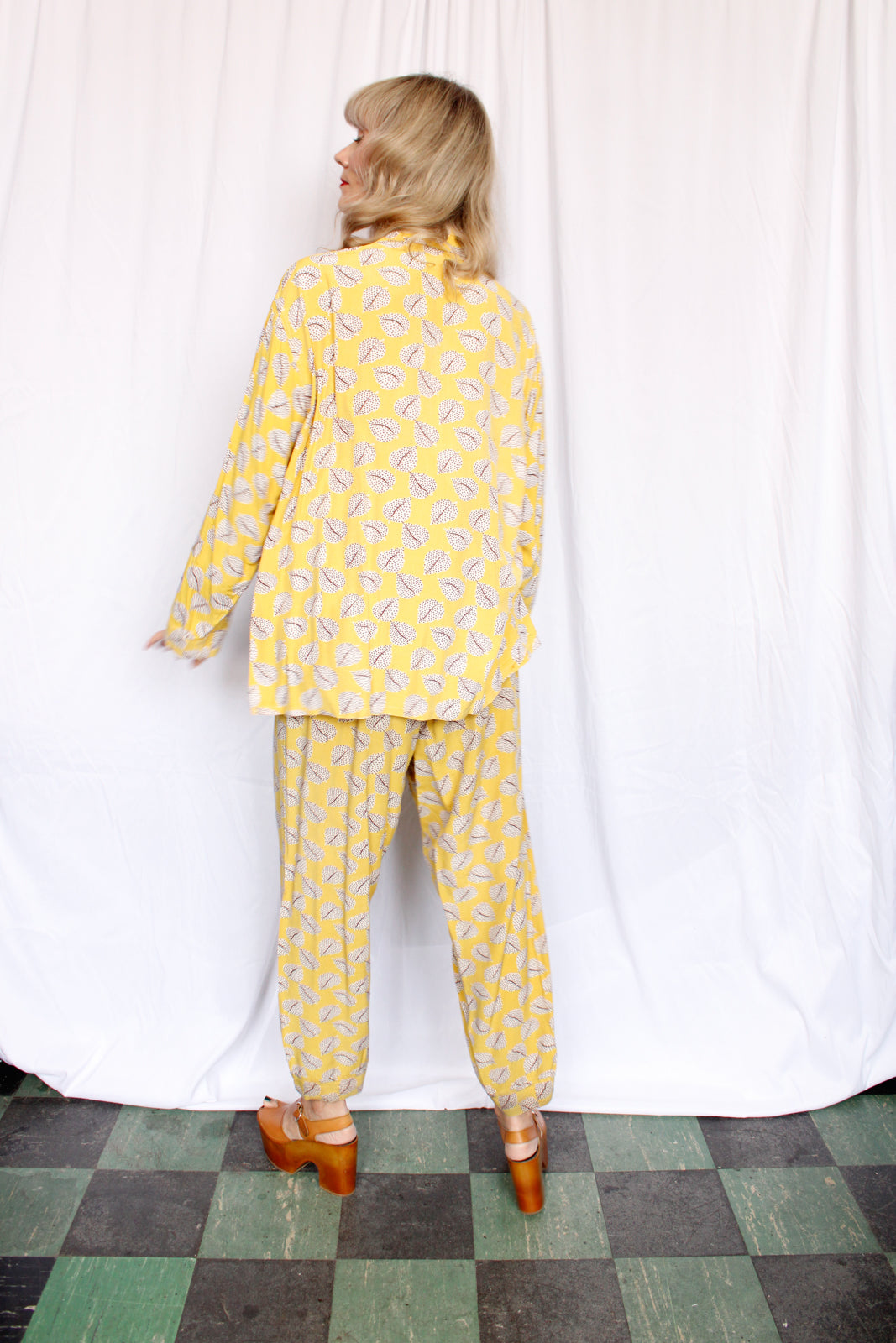 1940s Rayon Welden Leaf Print Shirt & Pant Pajamas - XXL