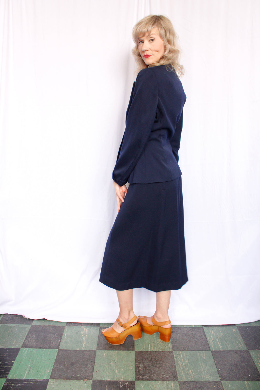 1940s Deco Wool Navy Blazer & Skirt 2pc Suit - Medium