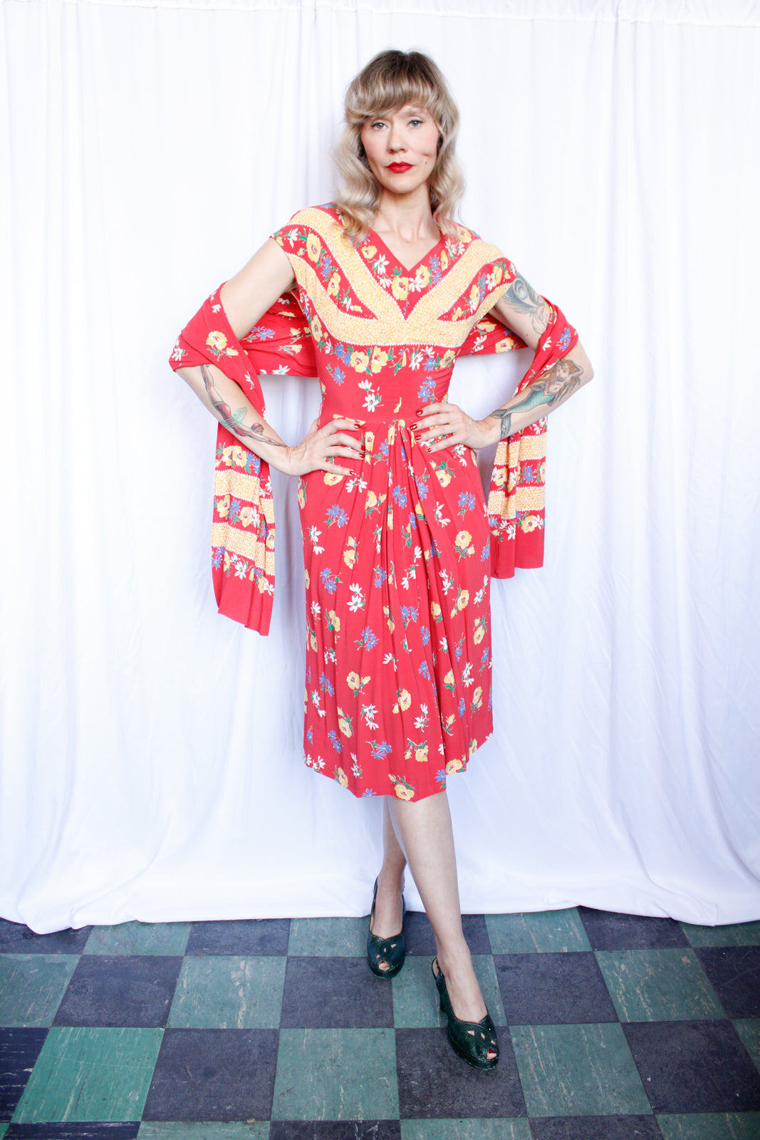 1940s Doris Dodson Rayon Floral Dress with Scarf - Xsmall