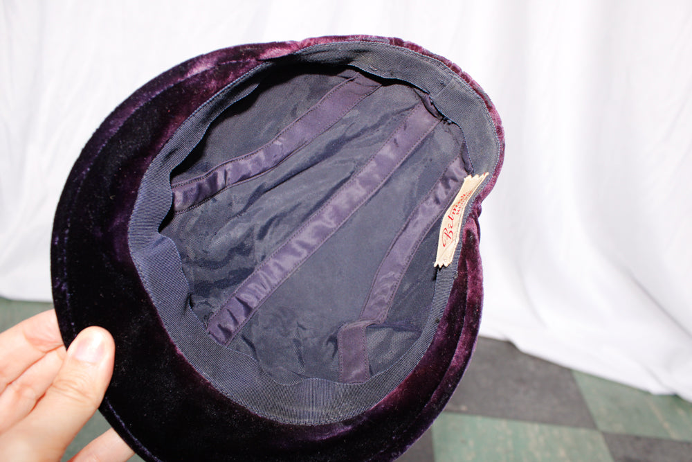 1930s Purple Velvet Betmar Chapeau