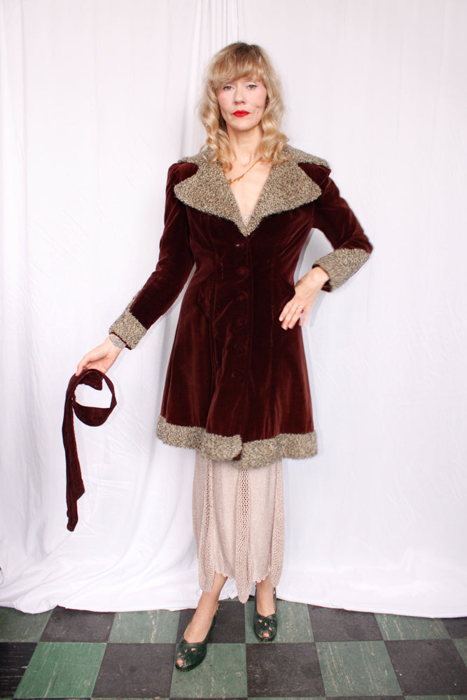 1930s Plum Velvet Belted Coat with Faux Persian Lamb Wool Trim - Small