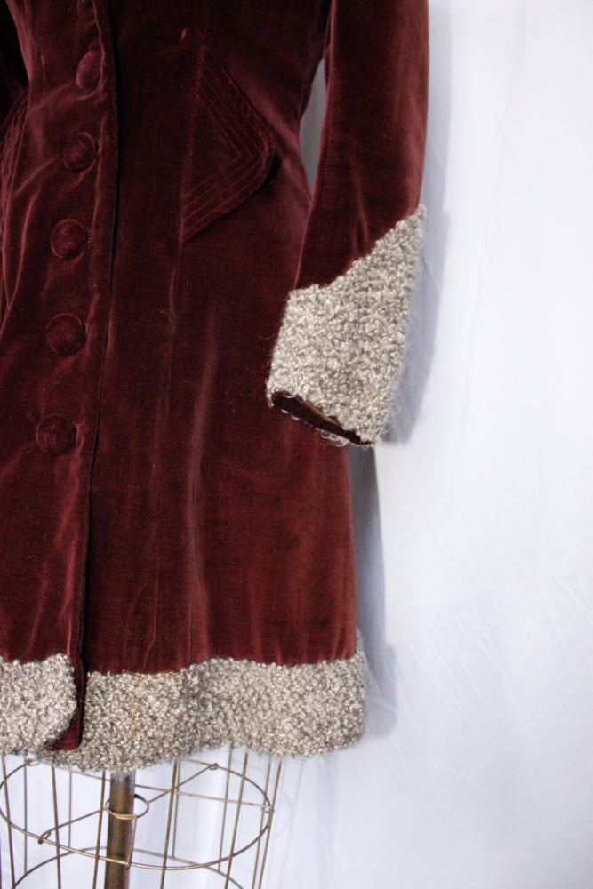1930s Plum Velvet Belted Coat with Faux Persian Lamb Wool Trim - Small