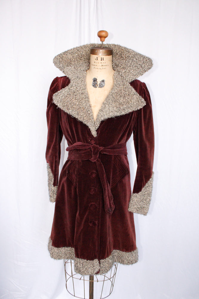 1930s Plum Velvet Belted Coat with Faux Persian Lamb Wool Trim - Small