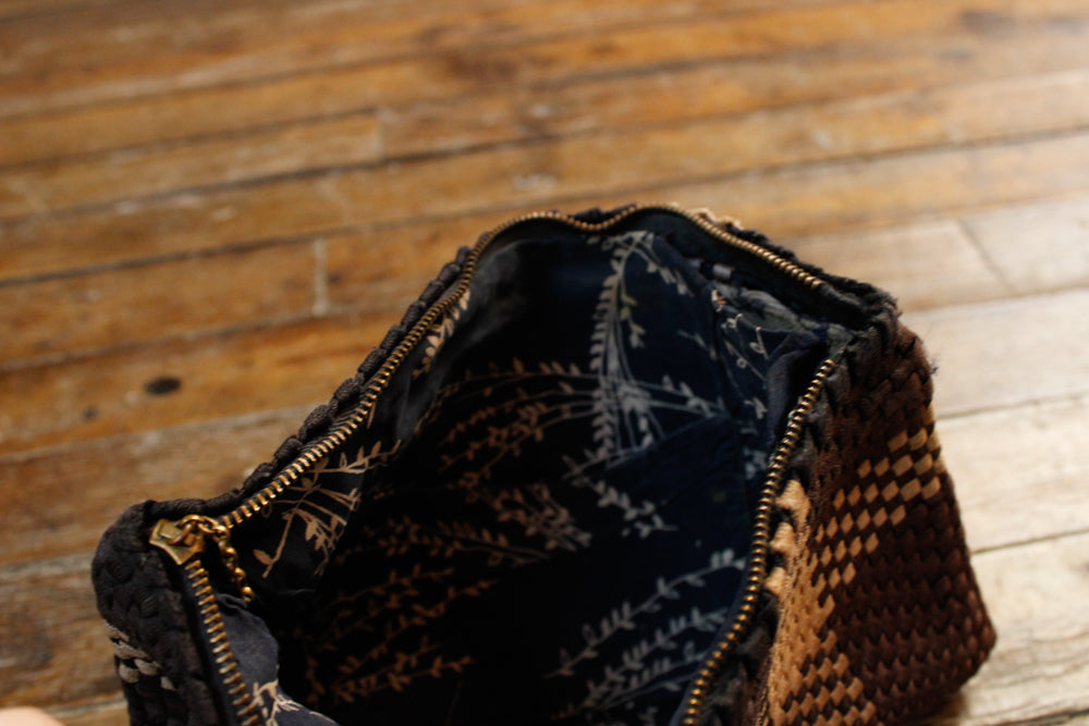 1930s Knit Clutch Bag