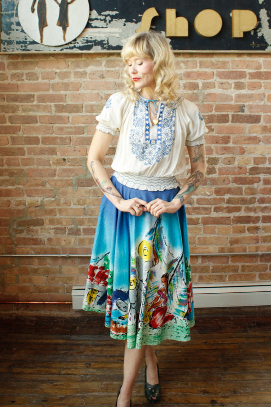 1930s Hungarian Heart Rayon Folk Blouse - S/M