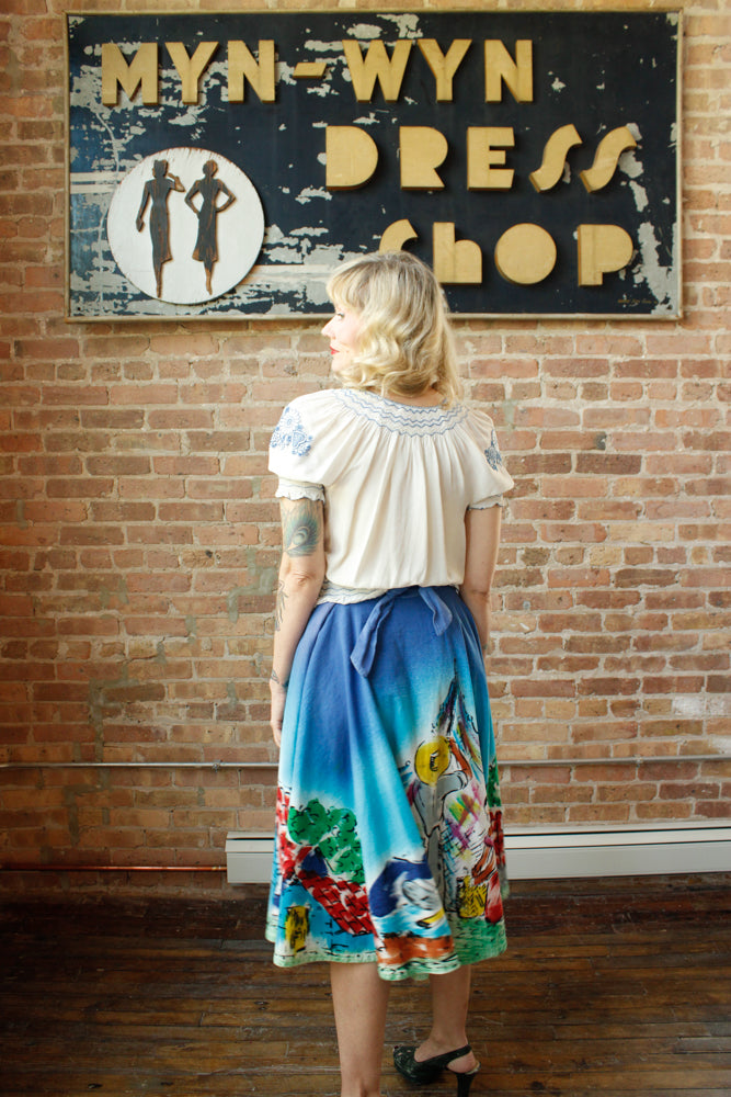 1930s Hungarian Heart Rayon Folk Blouse - S/M