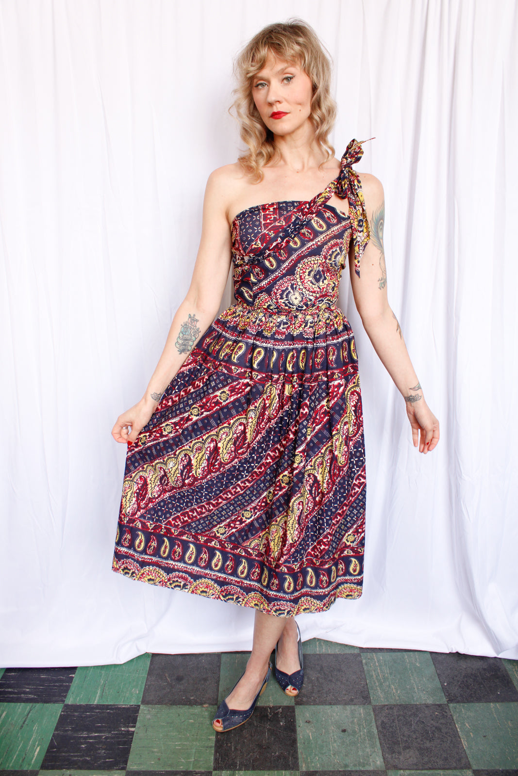 1940s Convertible 9-way Batik Summer Dress - XS