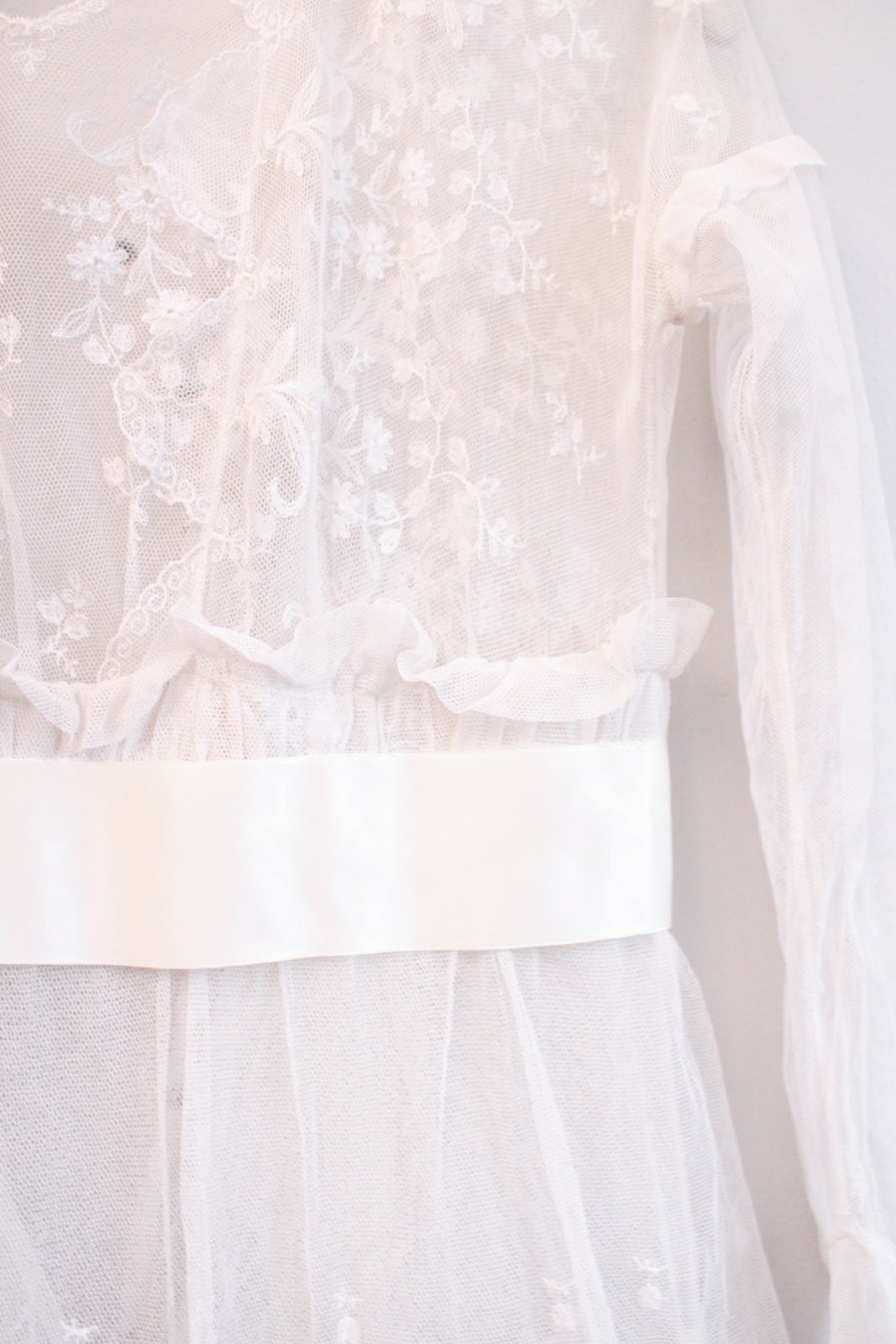 Edwardian Lace Tulle Tiered Sheer Wedding Dress - Small