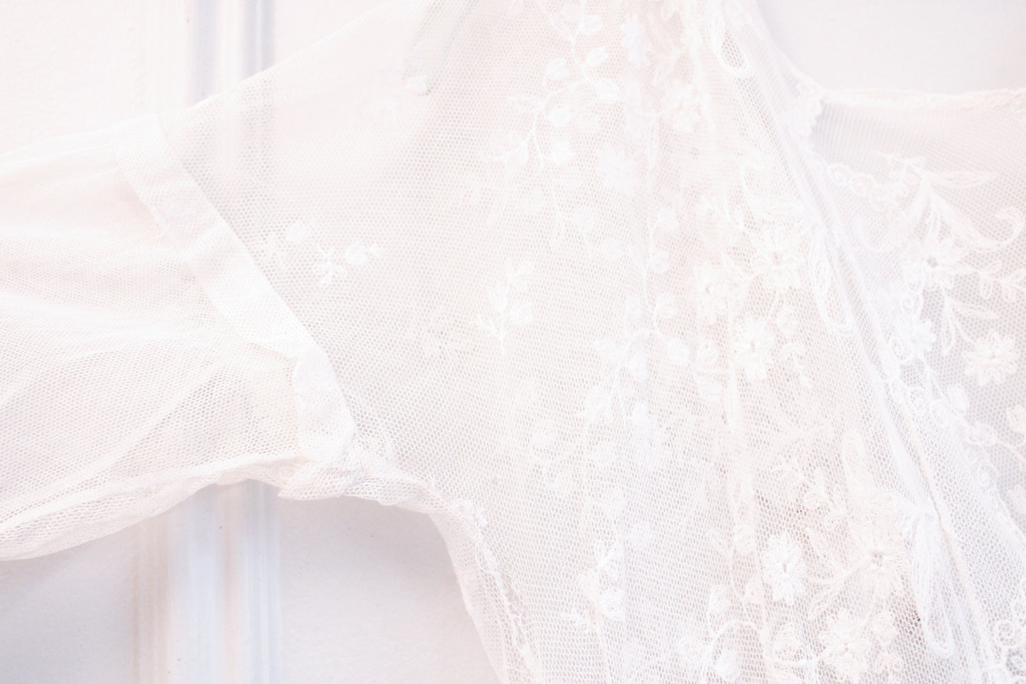 Edwardian Lace Tulle Tiered Sheer Wedding Dress - Small