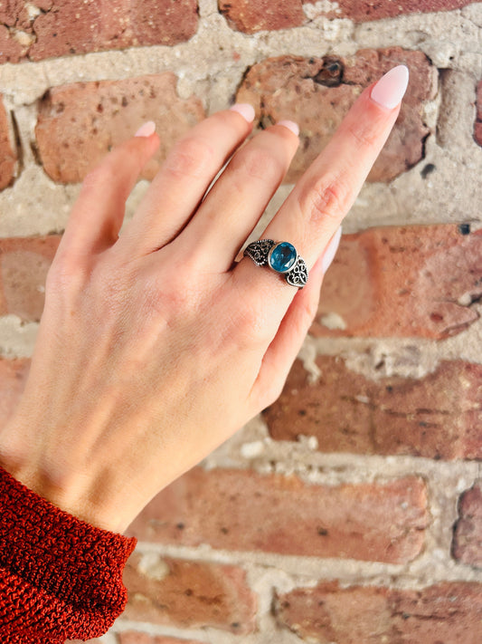 1990s Filigree Blue Stone Sterling Silver Ring - 9