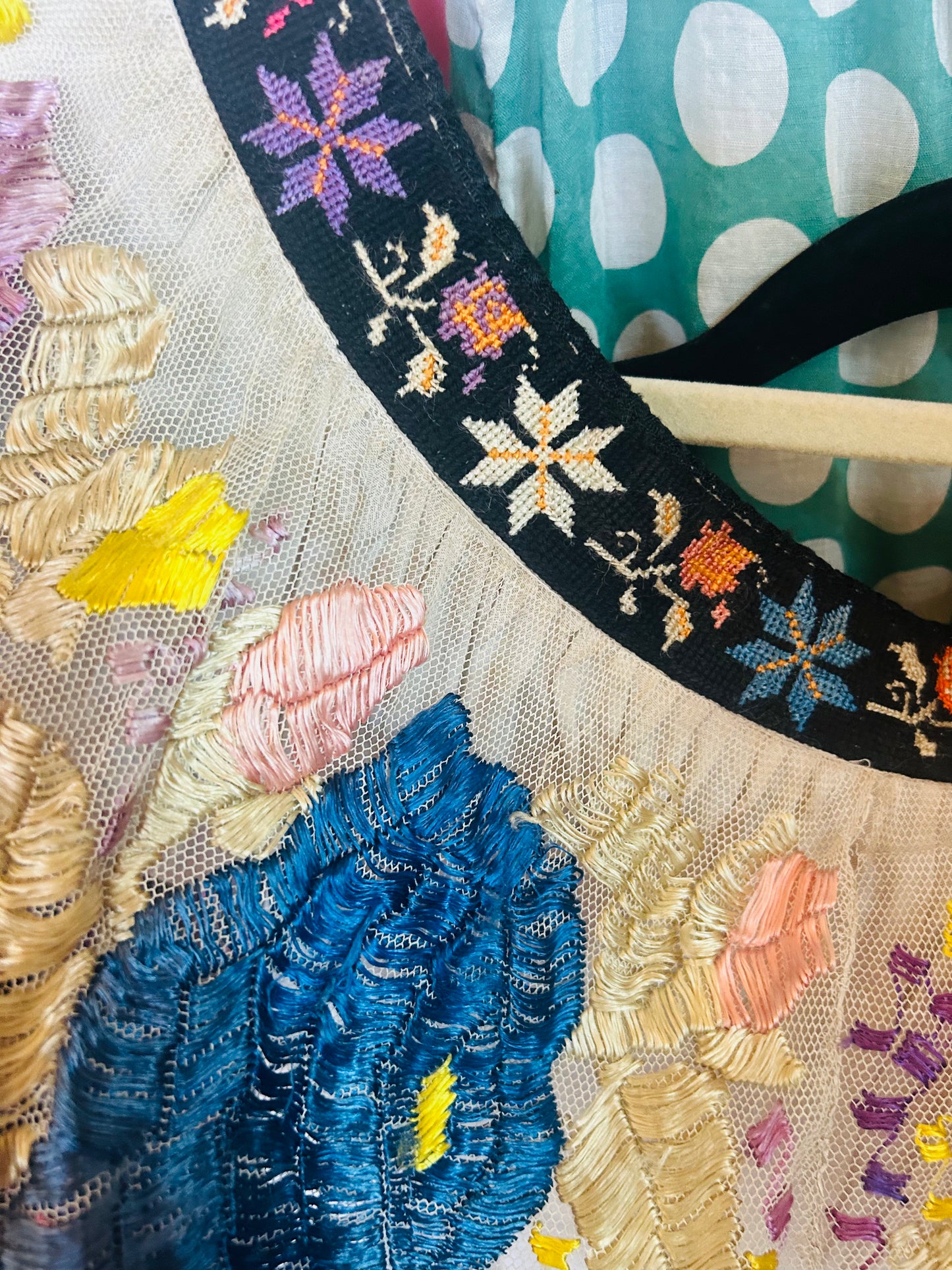 1940s Rayon and Cotton Embroidered Floral Folk Blouse - S/M