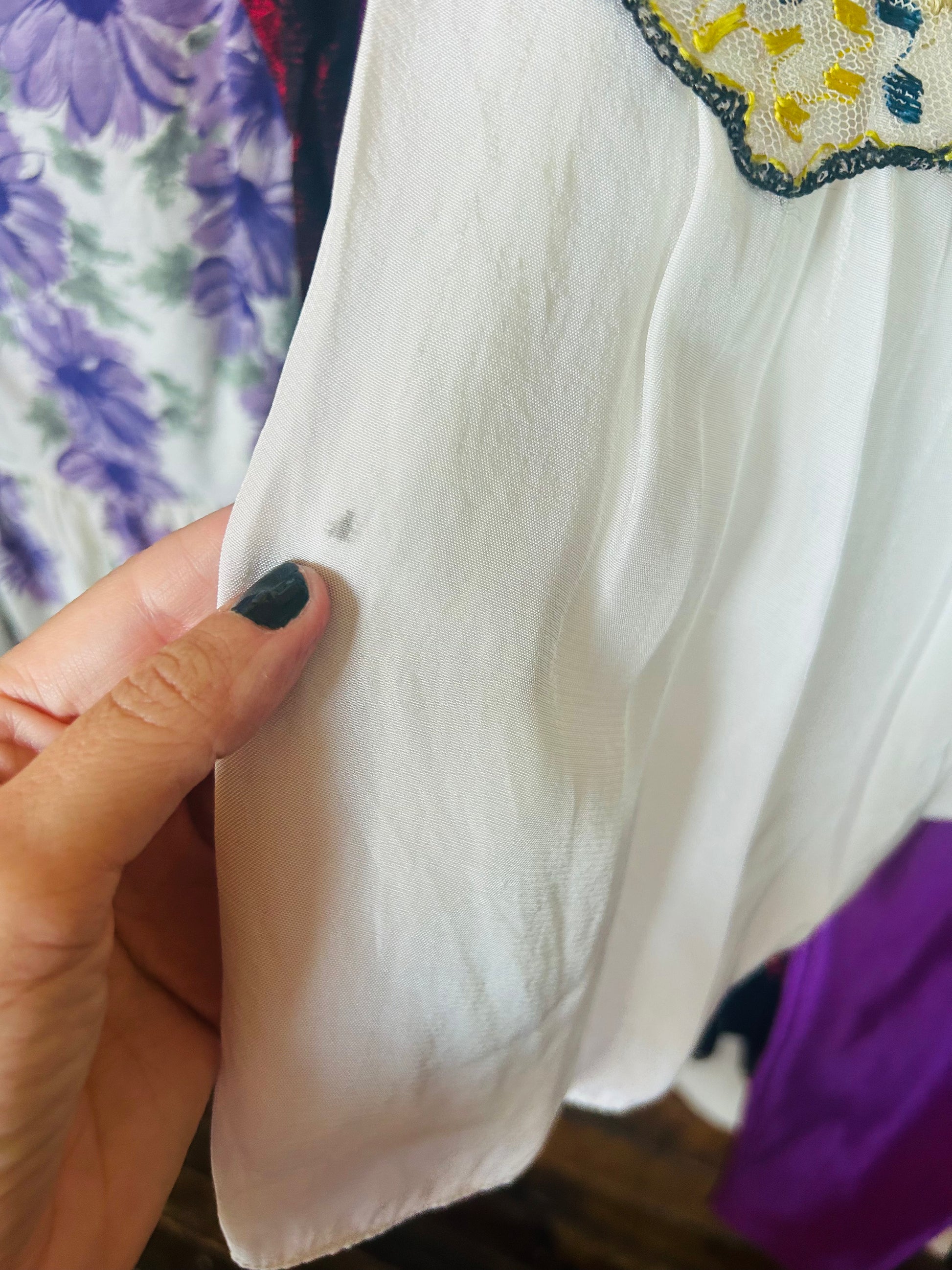1940s Rayon and Cotton Embroidered Floral Folk Blouse - S/M
