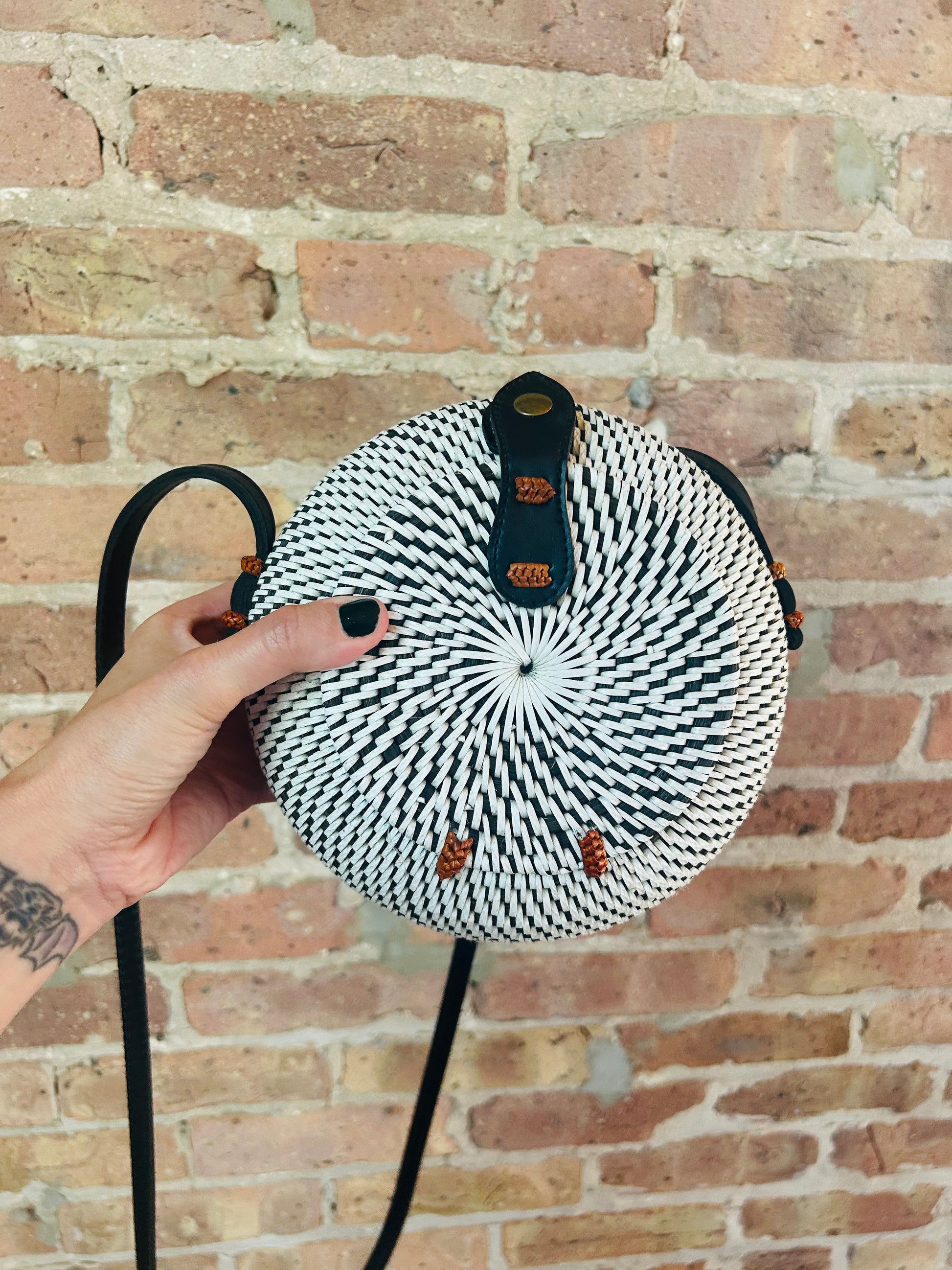 Contemporary Costa Rican Black and White Woven Batik Round Purse