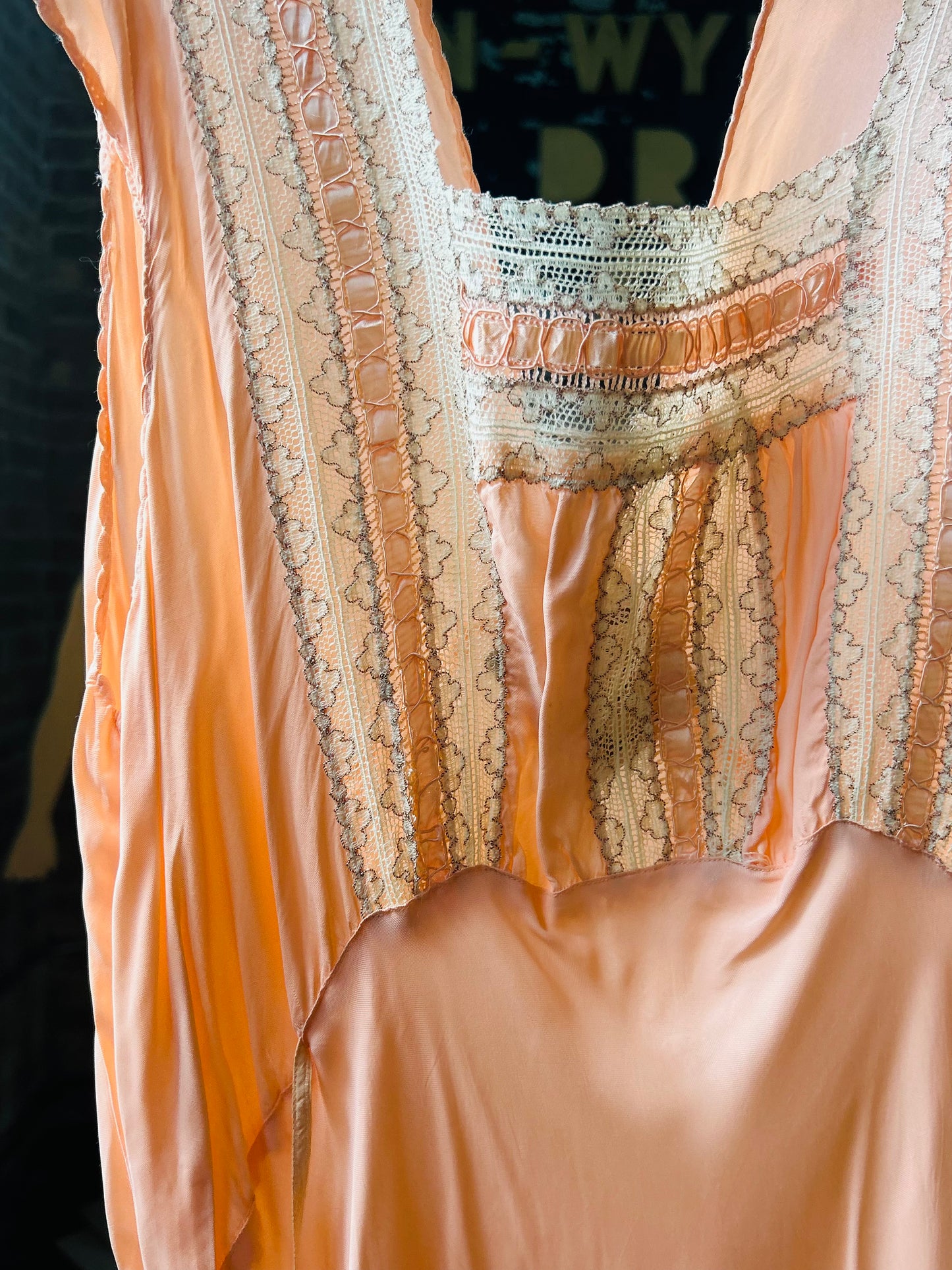 1930s Rayon & Lace Pink Negligee Gown - Large