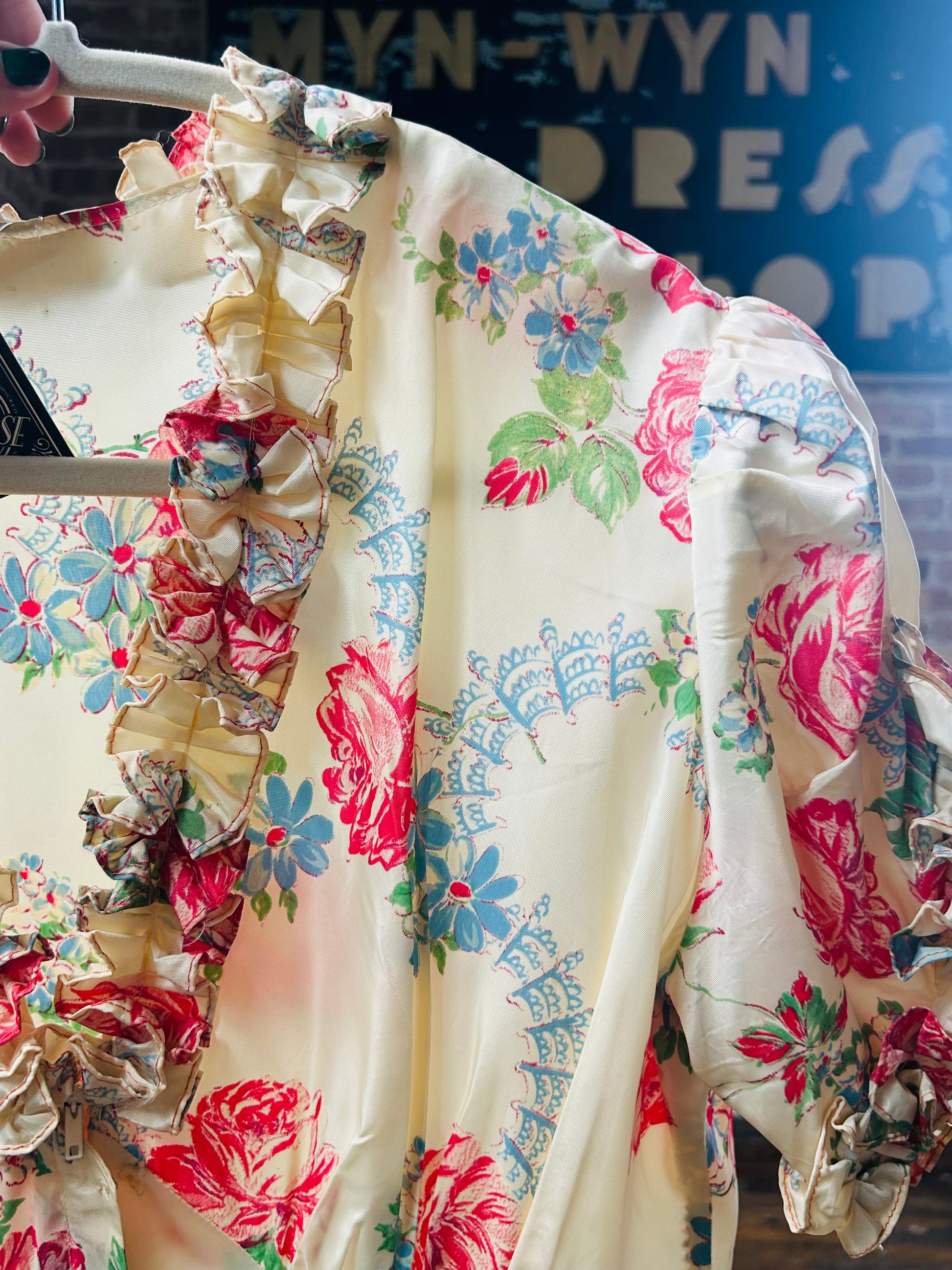 1940s Basket of Flowers Taffeta Dressing Gown - Large