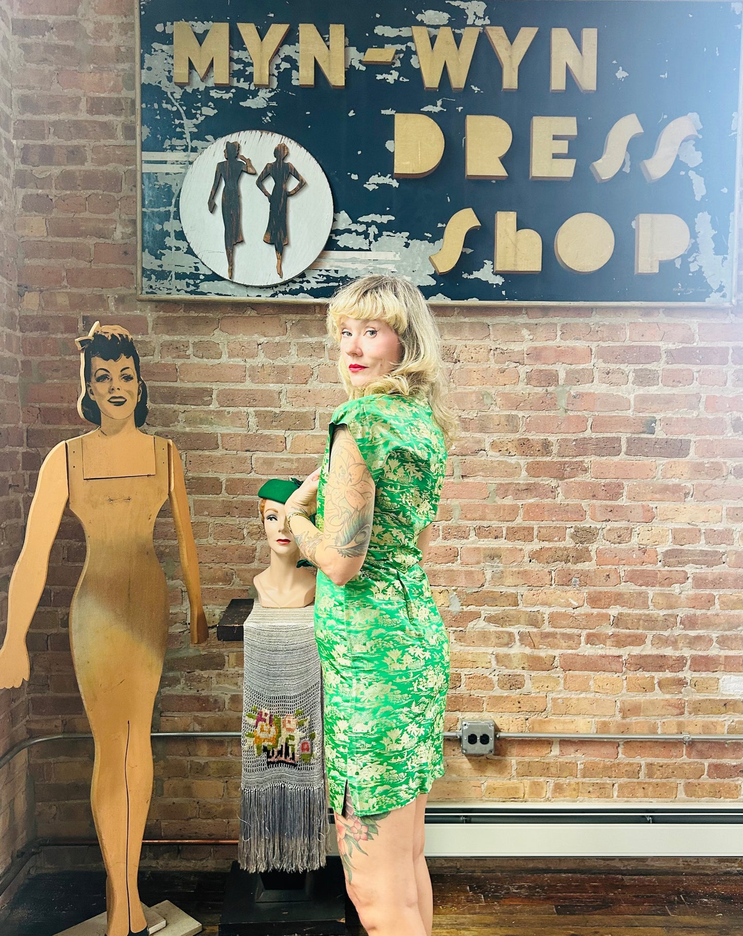 1960s Green Silk Cheongsam Dress - S/M