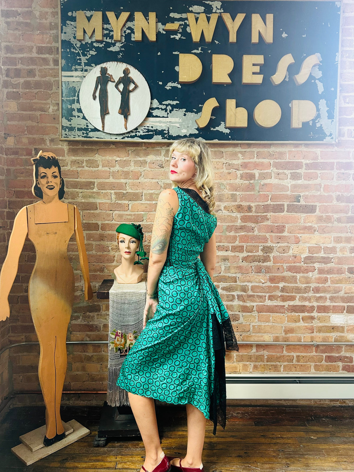 1940s Teal and Black Silk Dress - Small