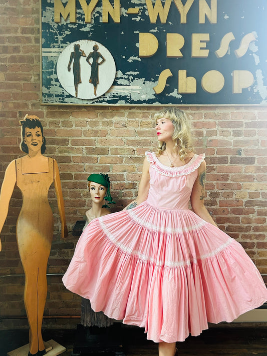 1950s Saloon Ruffle Pink Swing Dress - Medium