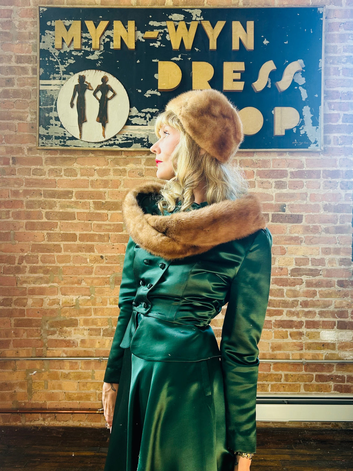 1950s Blonde Mink Fur Hat and Collar