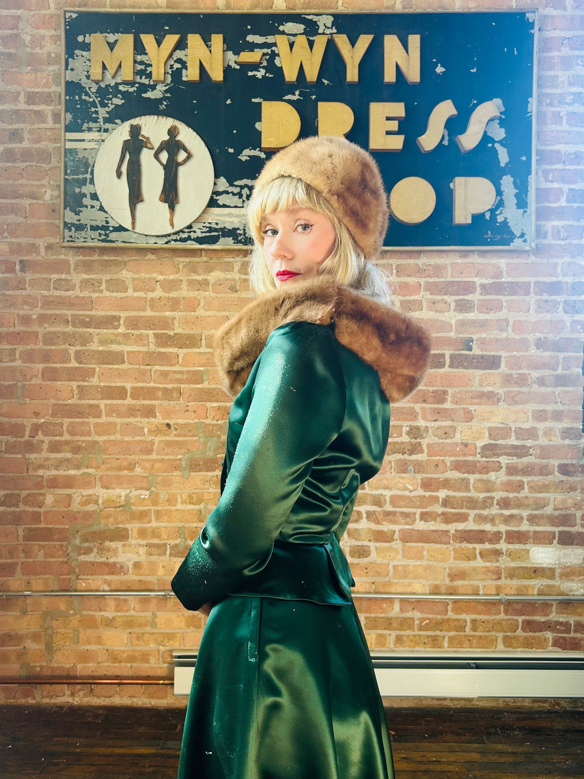 1950s Blonde Mink Fur Hat and Collar