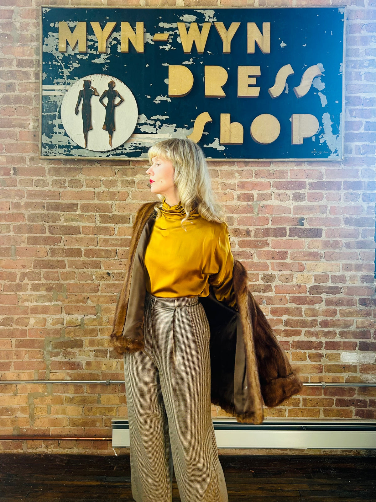 Vintage fur 1950s Mink Fur Swing Coat - M/L