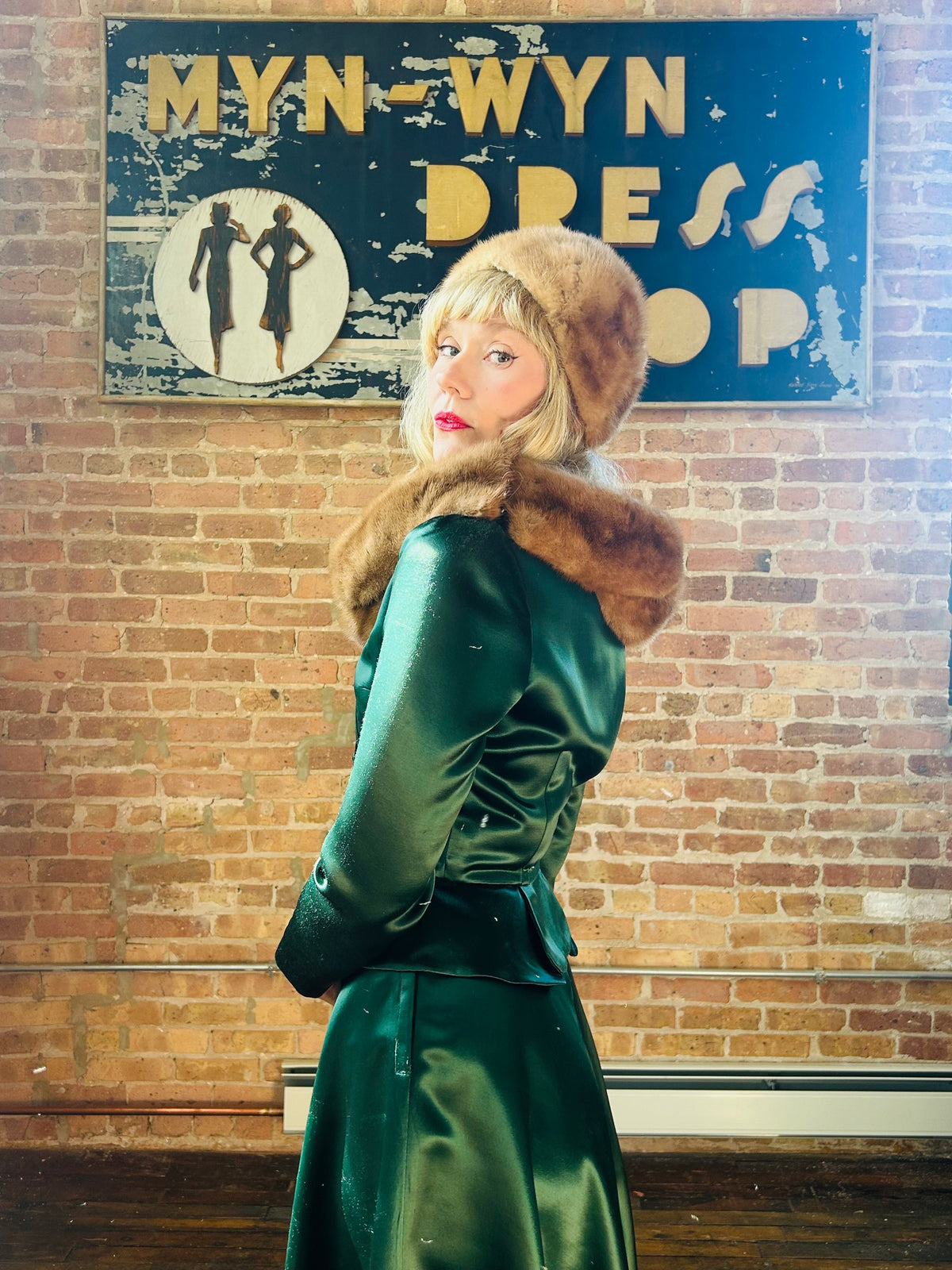 1950s Blonde Mink Fur Hat and Collar