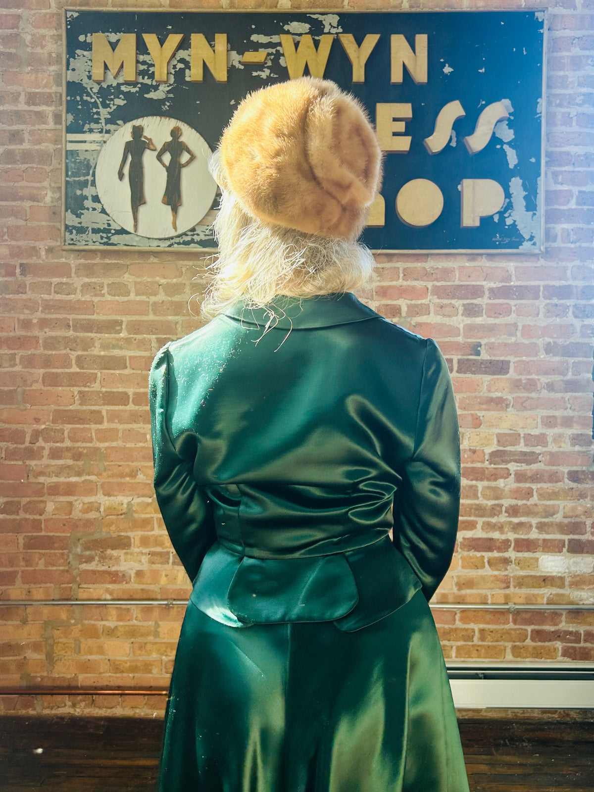 1950s Blonde Mink Fur Hat and Collar
