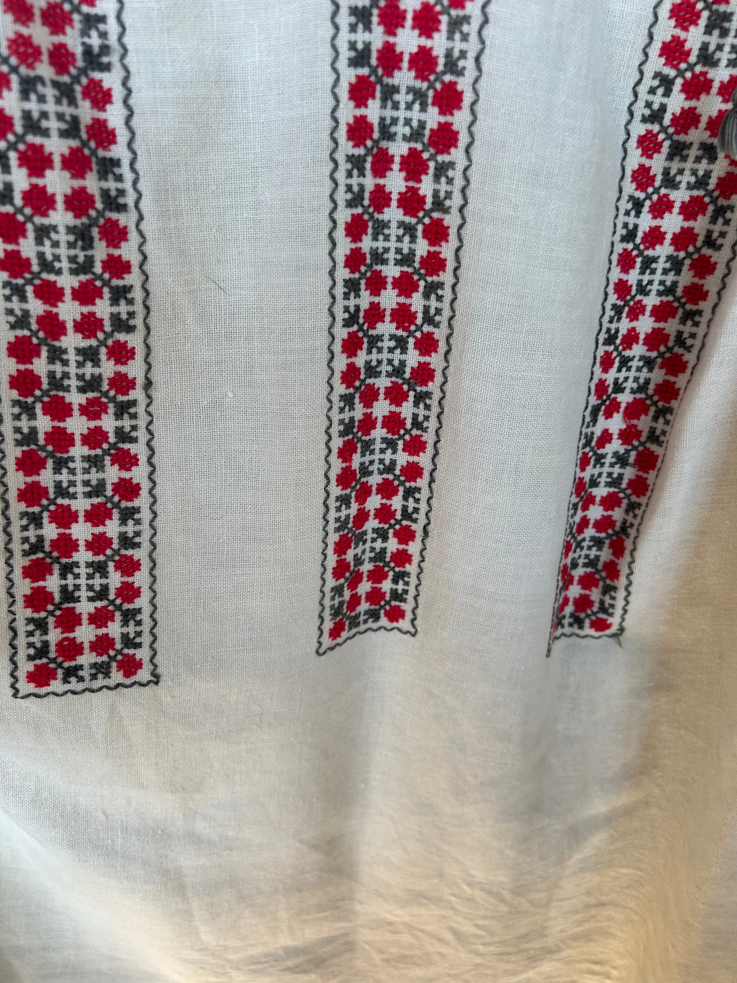 1920s Ukrainian Embroidered Folk Blouse - Medium