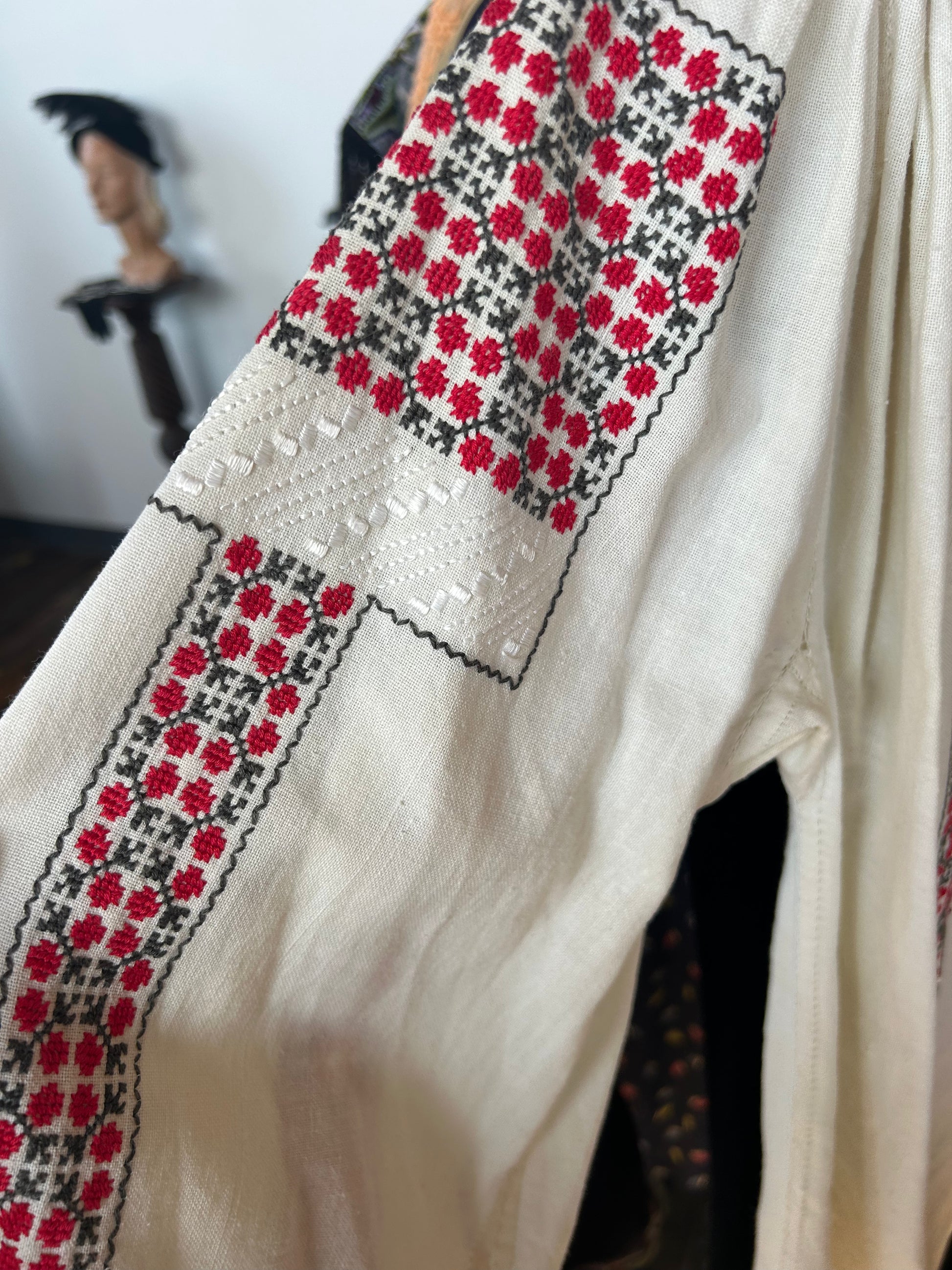 1920s Ukrainian Embroidered Folk Blouse - Medium