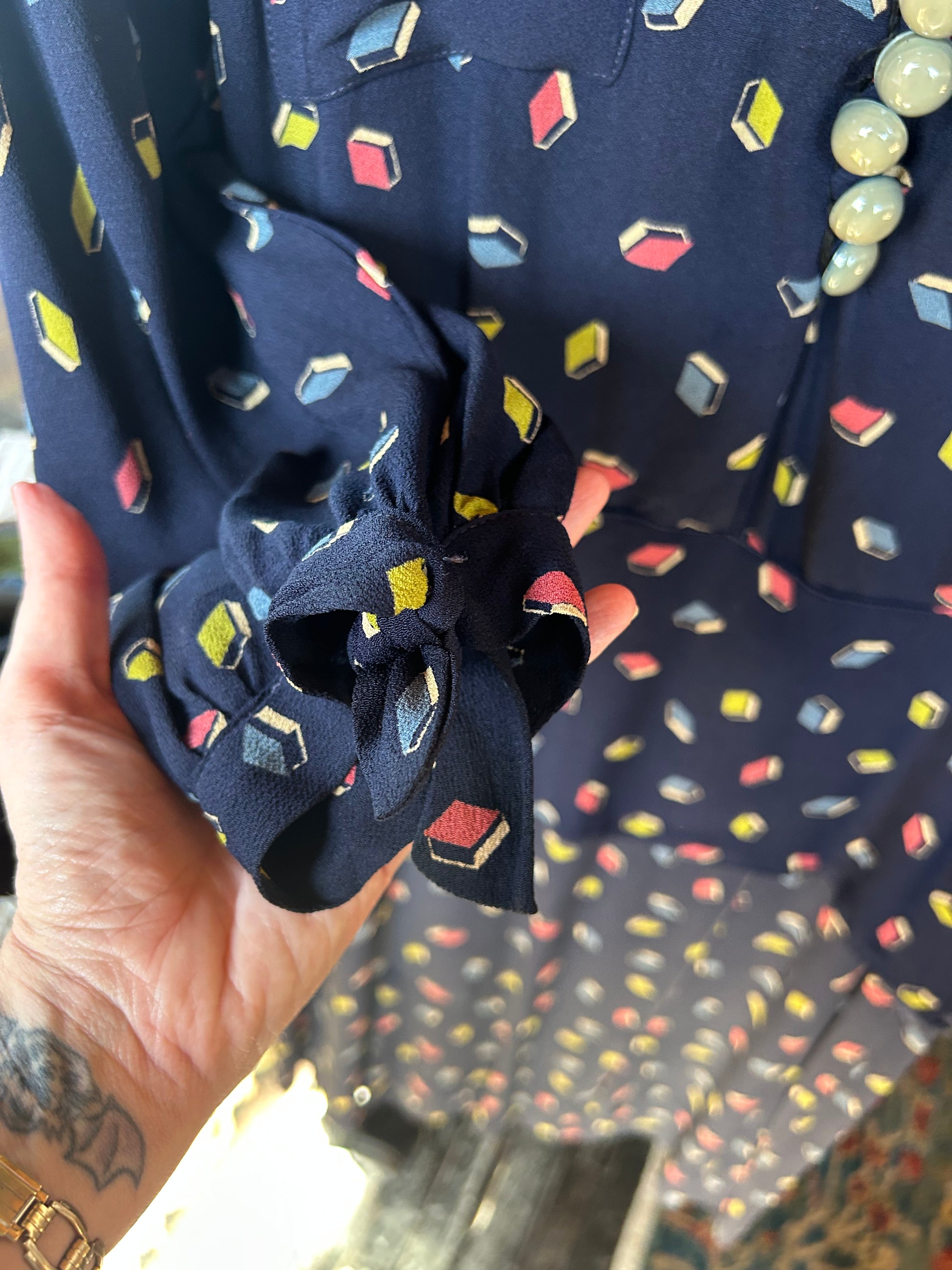 1930s Rayon Bright Geometric Print Dagger Collar Dress - Medium