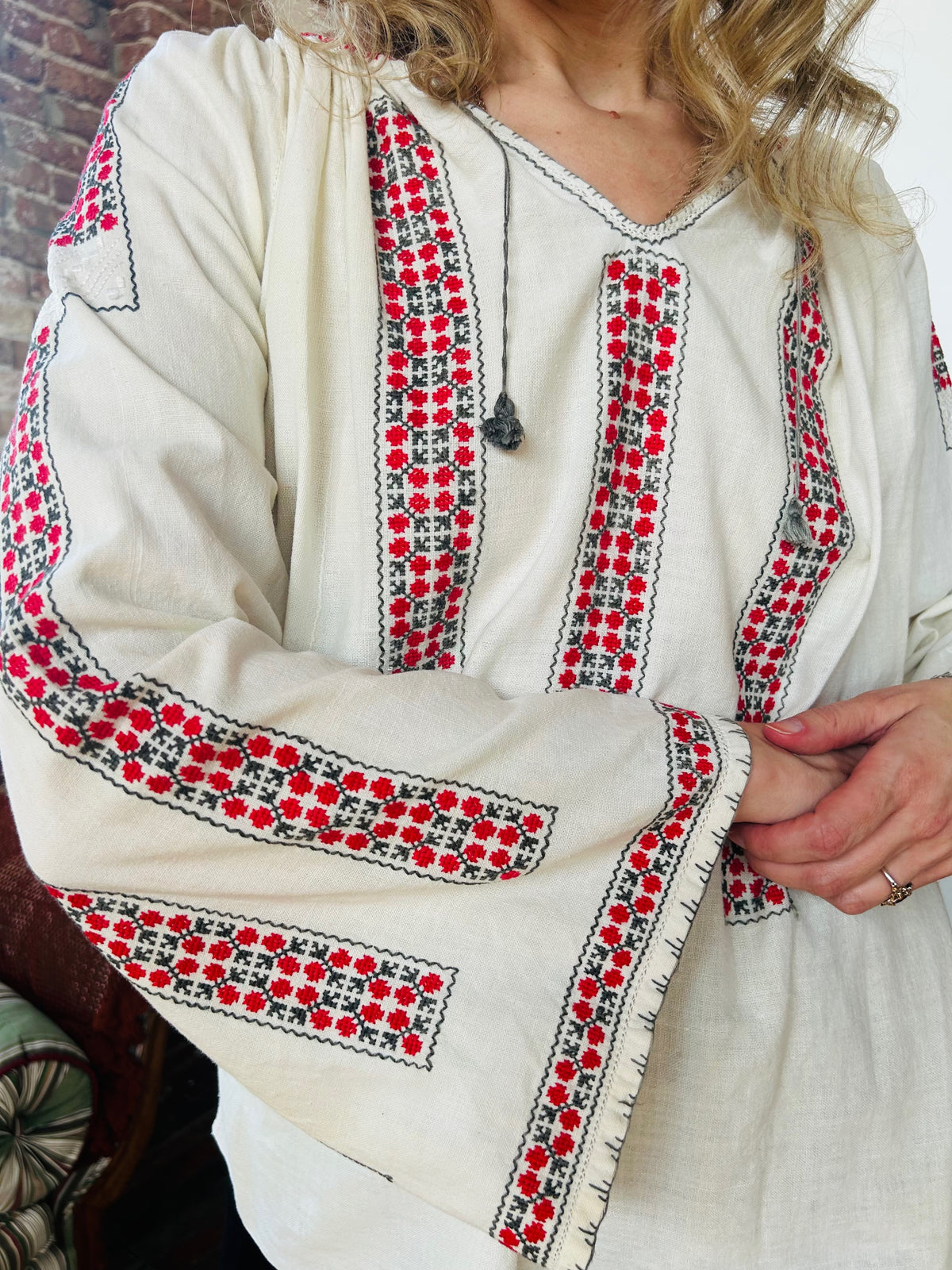 1920s Ukrainian Embroidered Folk Blouse - Medium