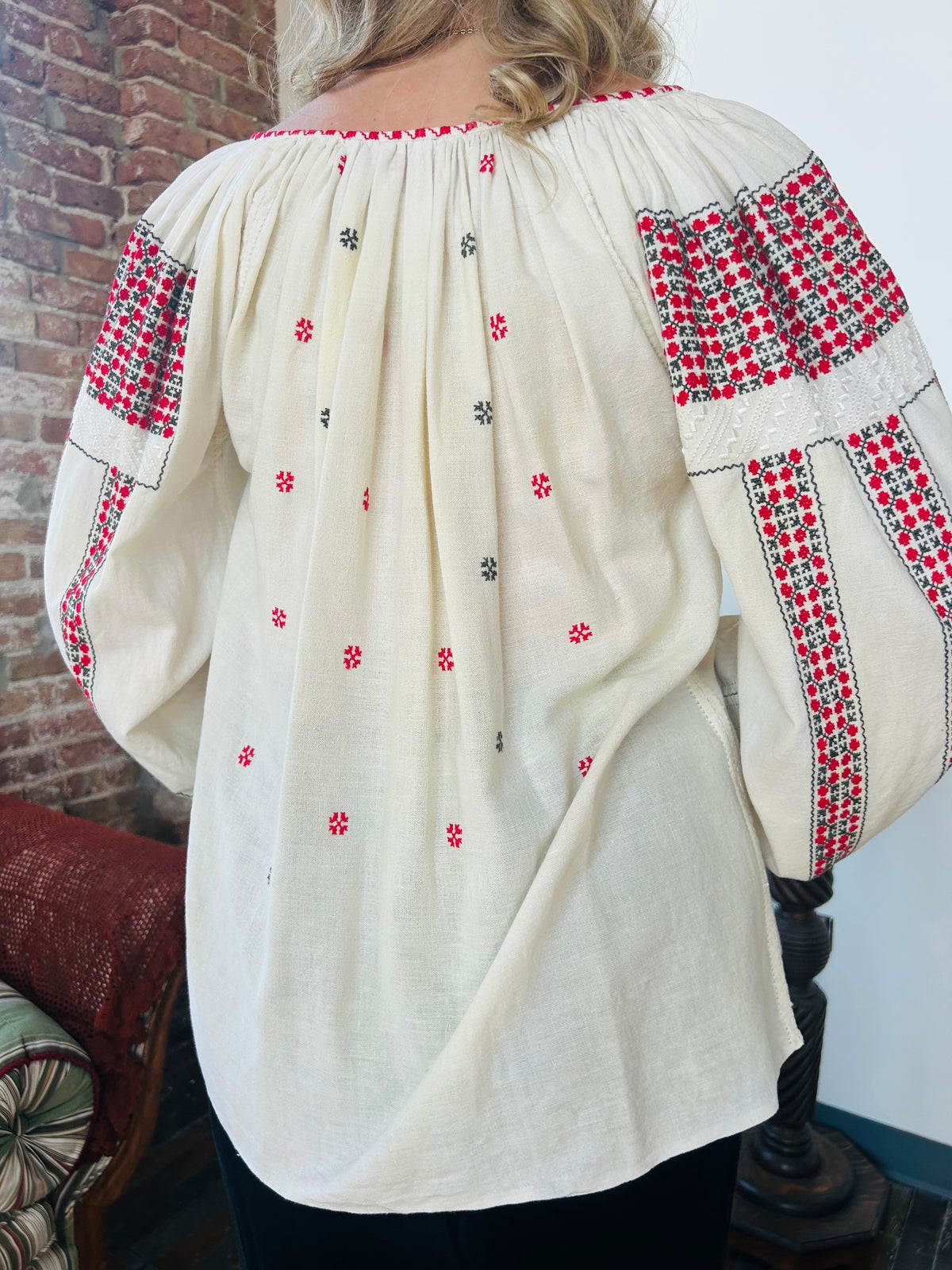1920s Ukrainian Embroidered Folk Blouse - Medium