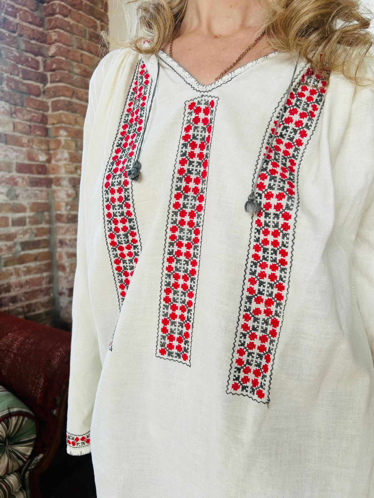 1920s Ukrainian Embroidered Folk Blouse - Medium