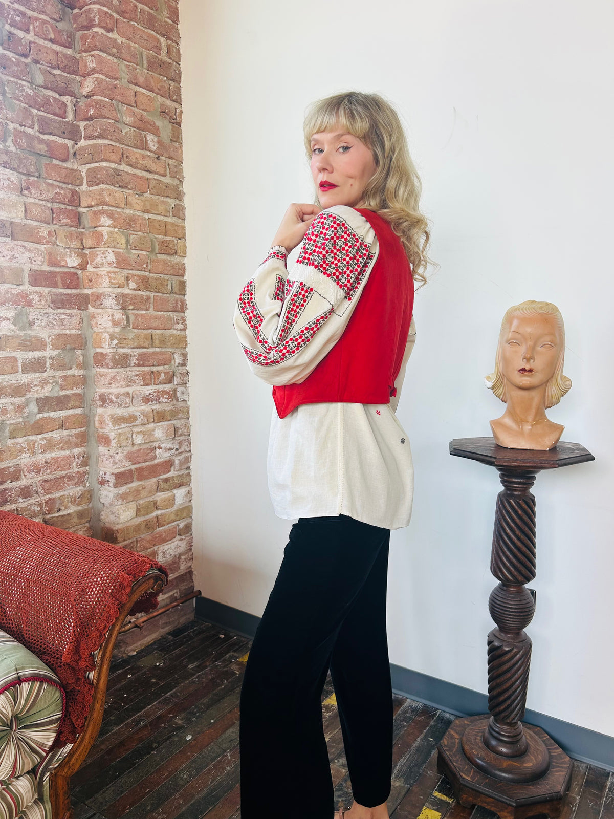 1920s Ukrainian Embroidered Folk Blouse - Medium