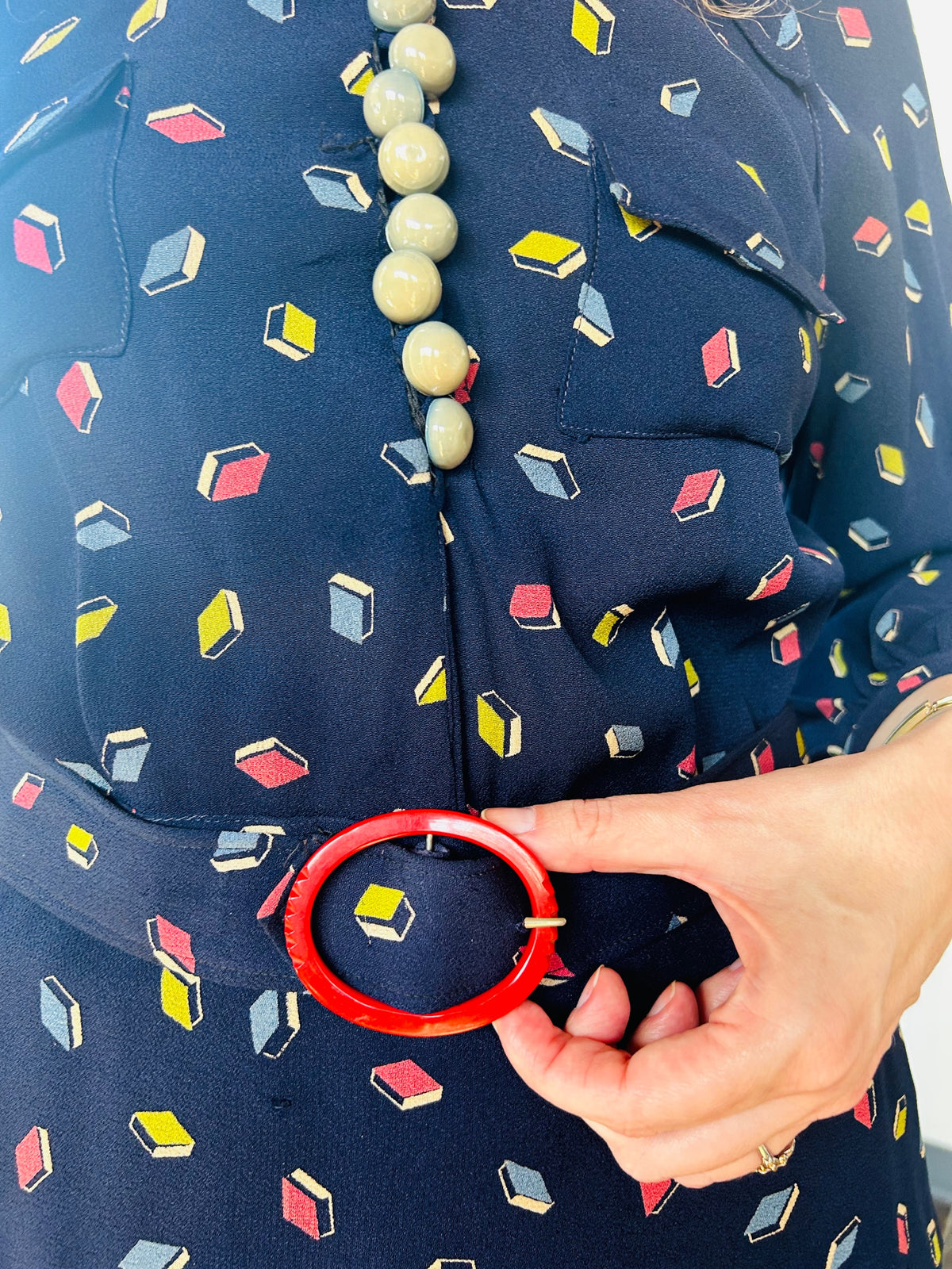 1930s Rayon Bright Geometric Print Dagger Collar Dress - Medium