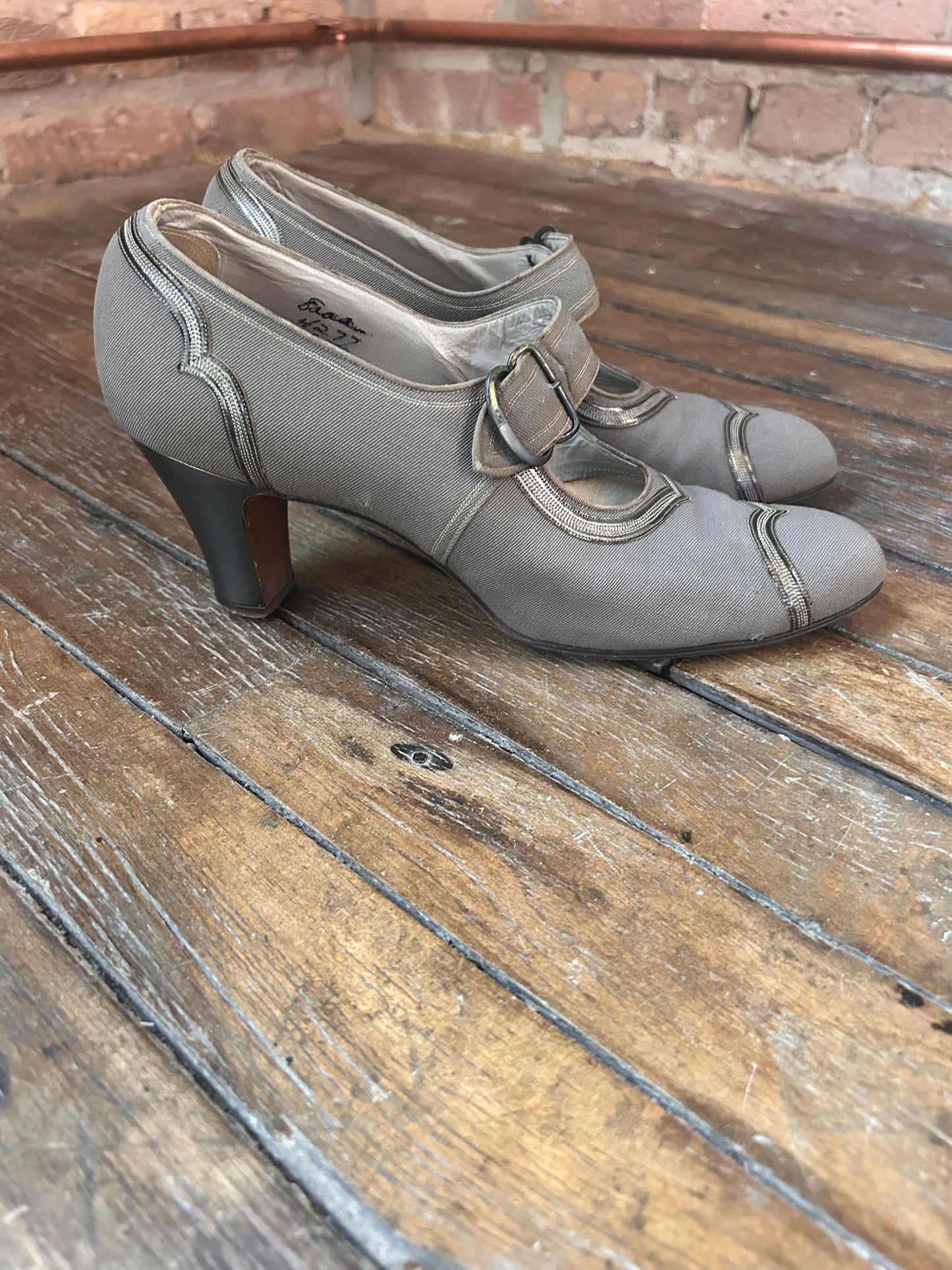1930s Hanan & Sons Mary Jane Heels - 8N