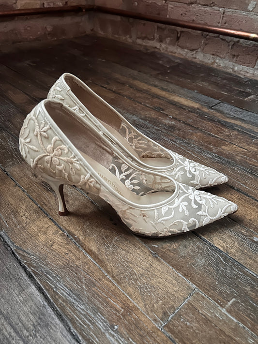1960s Jacqueline Embroidered Stiletto Heels - 9/9.5